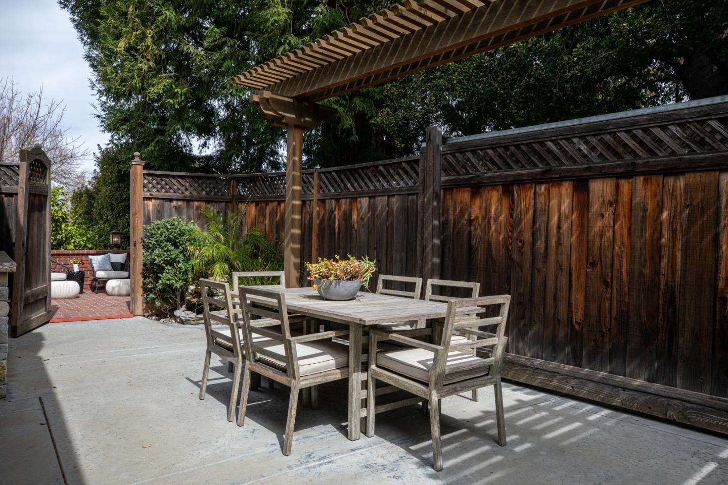 206 Thomas Drive