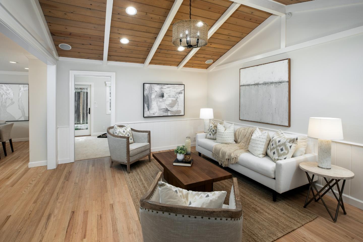 206 Thomas Drive
