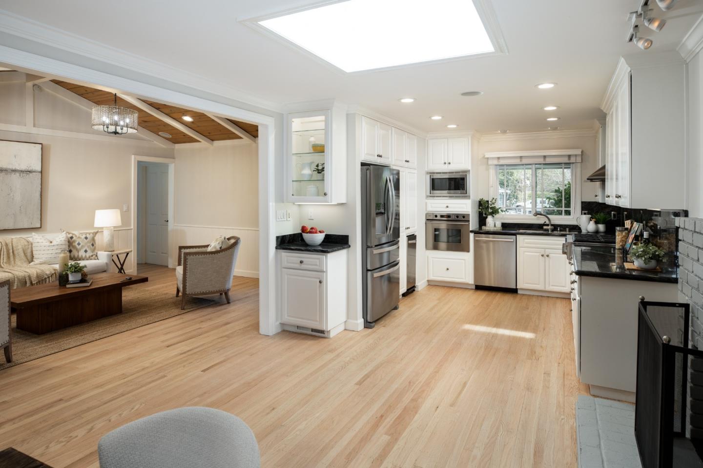206 Thomas Drive