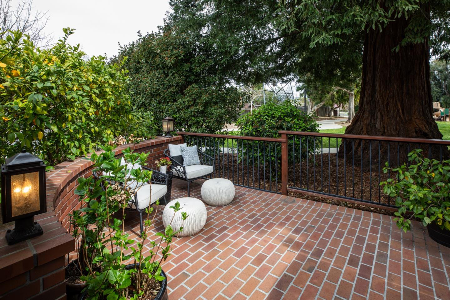 206 Thomas Drive