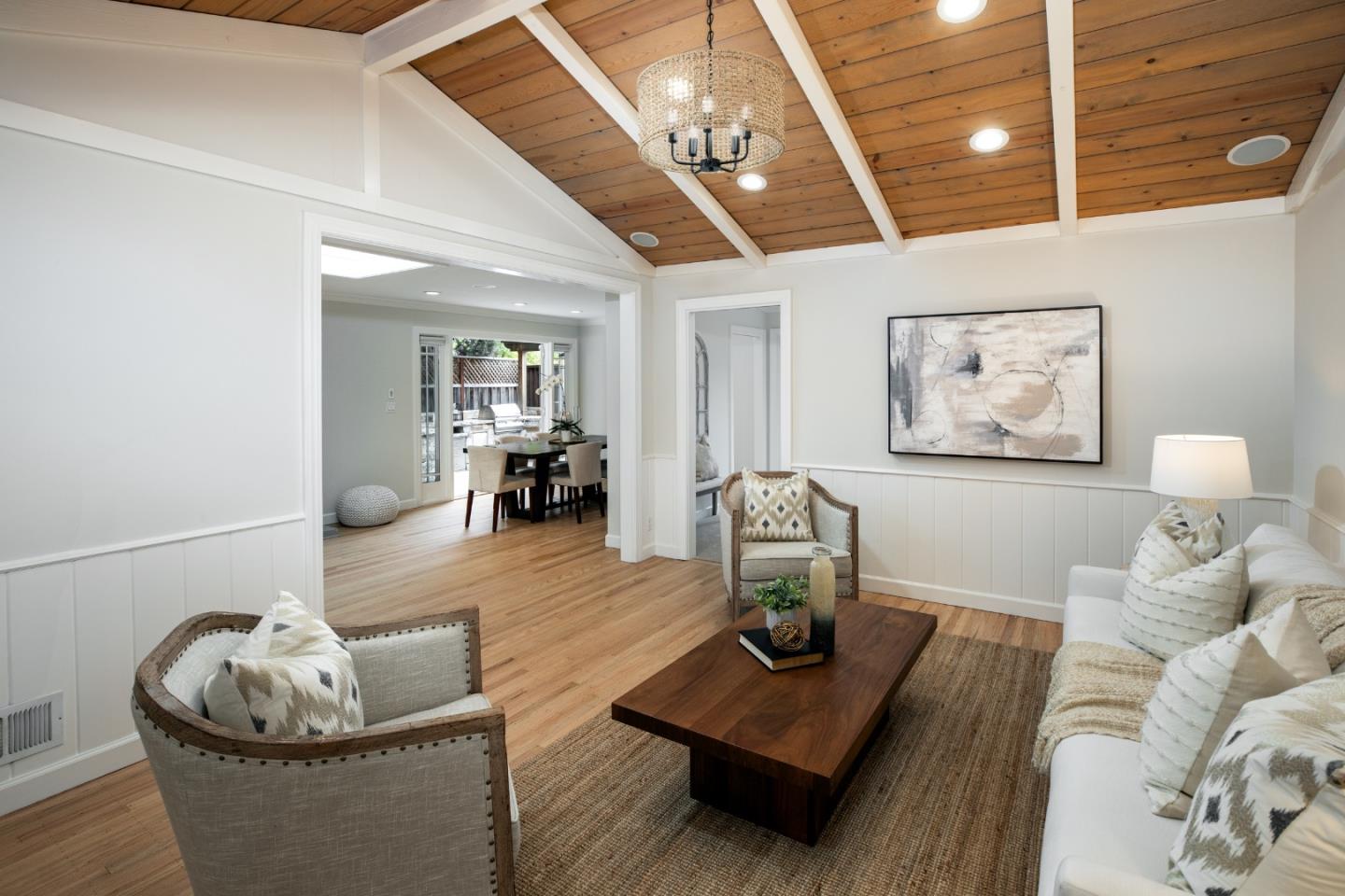 206 Thomas Drive