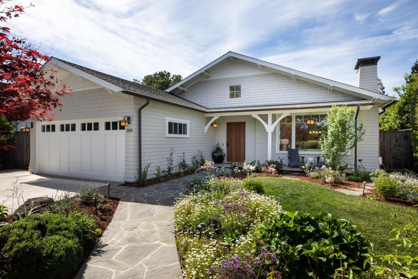 384 Hawthorne Avenue