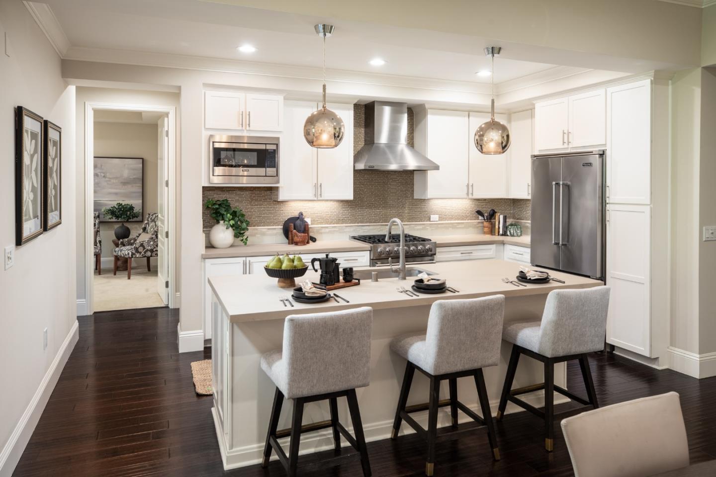 100 1st Street 102