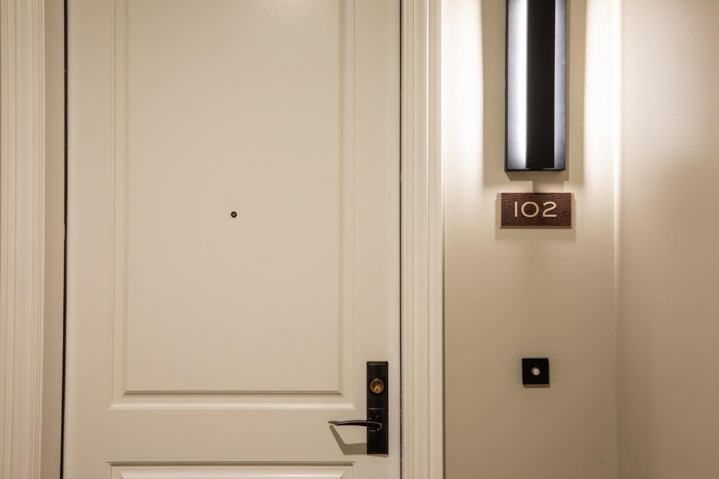 100 1st Street 102