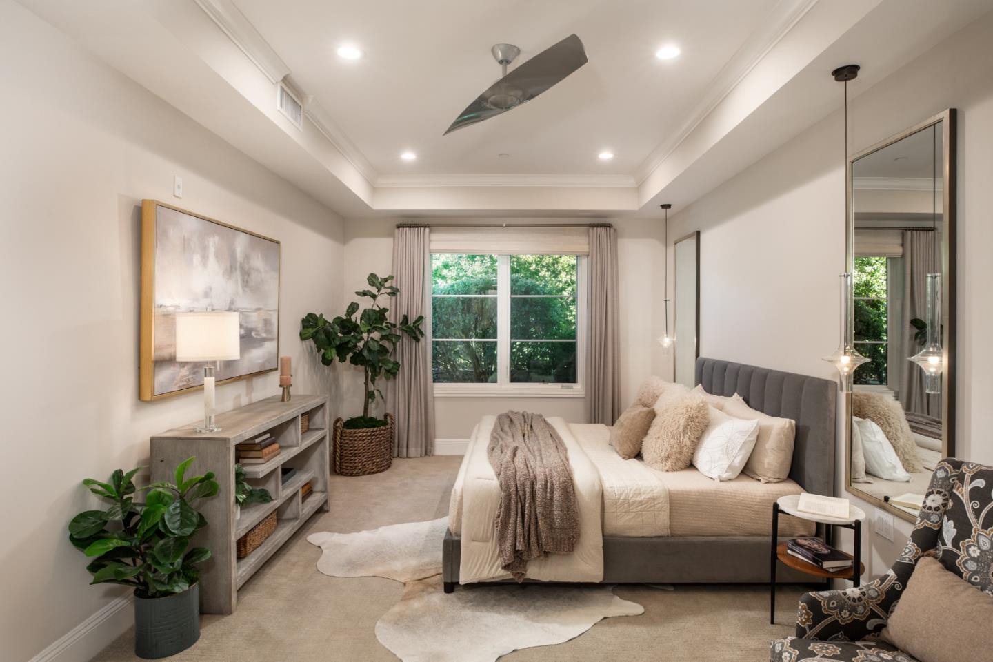 100 1st Street 102