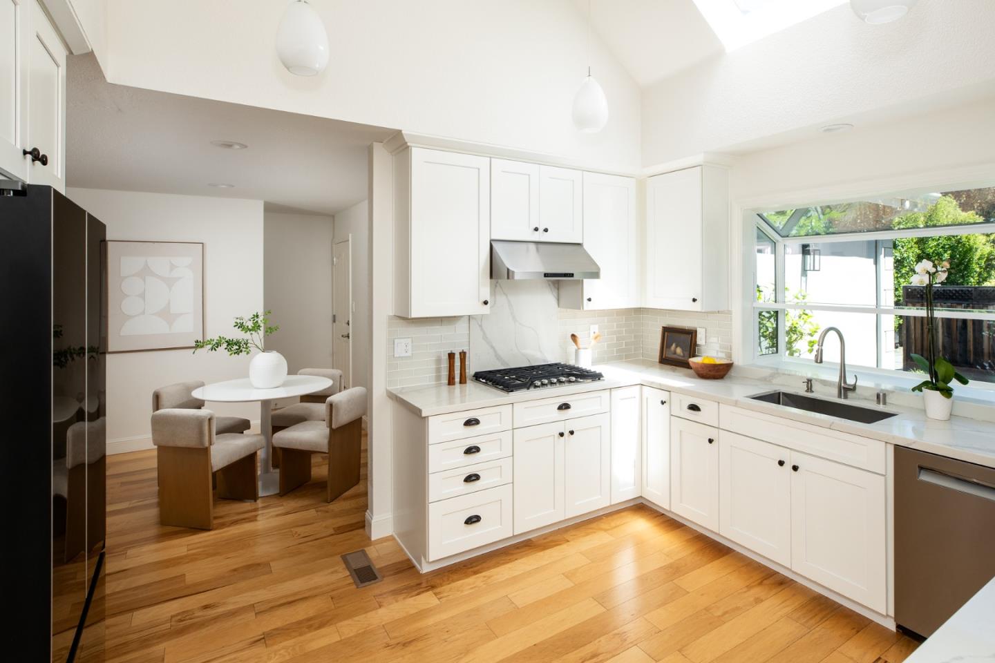 428 Santa Clara AVE