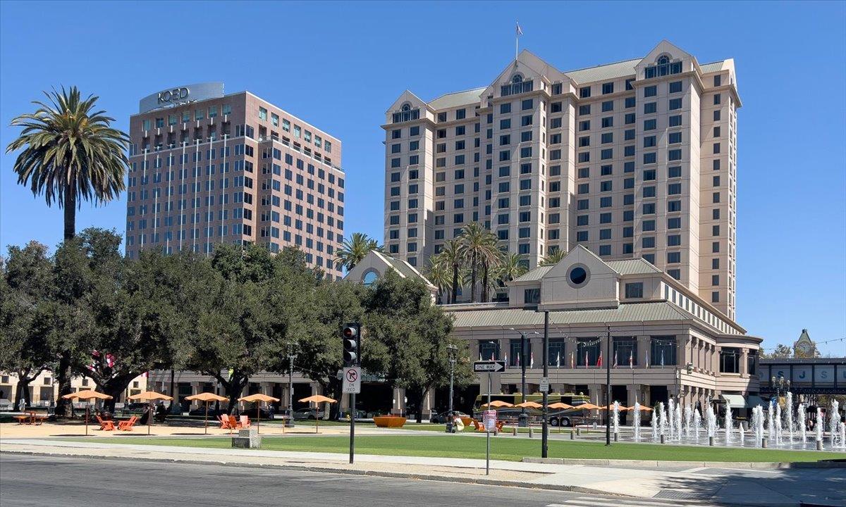 46 W Julian ST 333