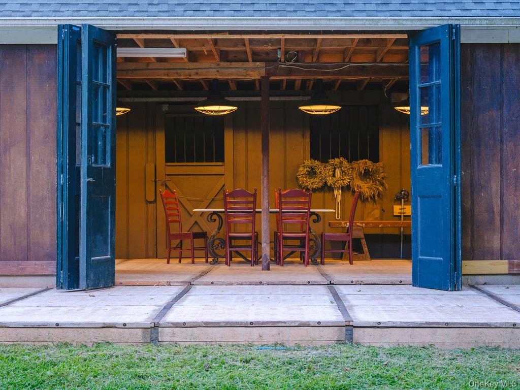 184 Phillips Lane