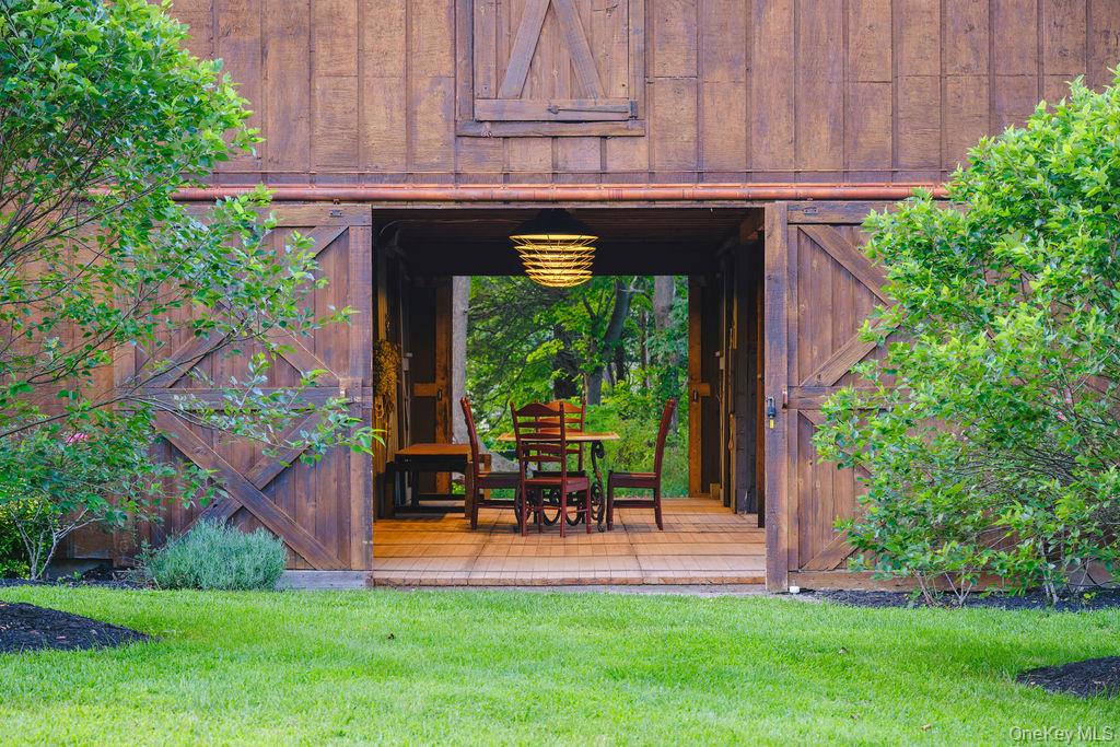 184 Phillips Lane