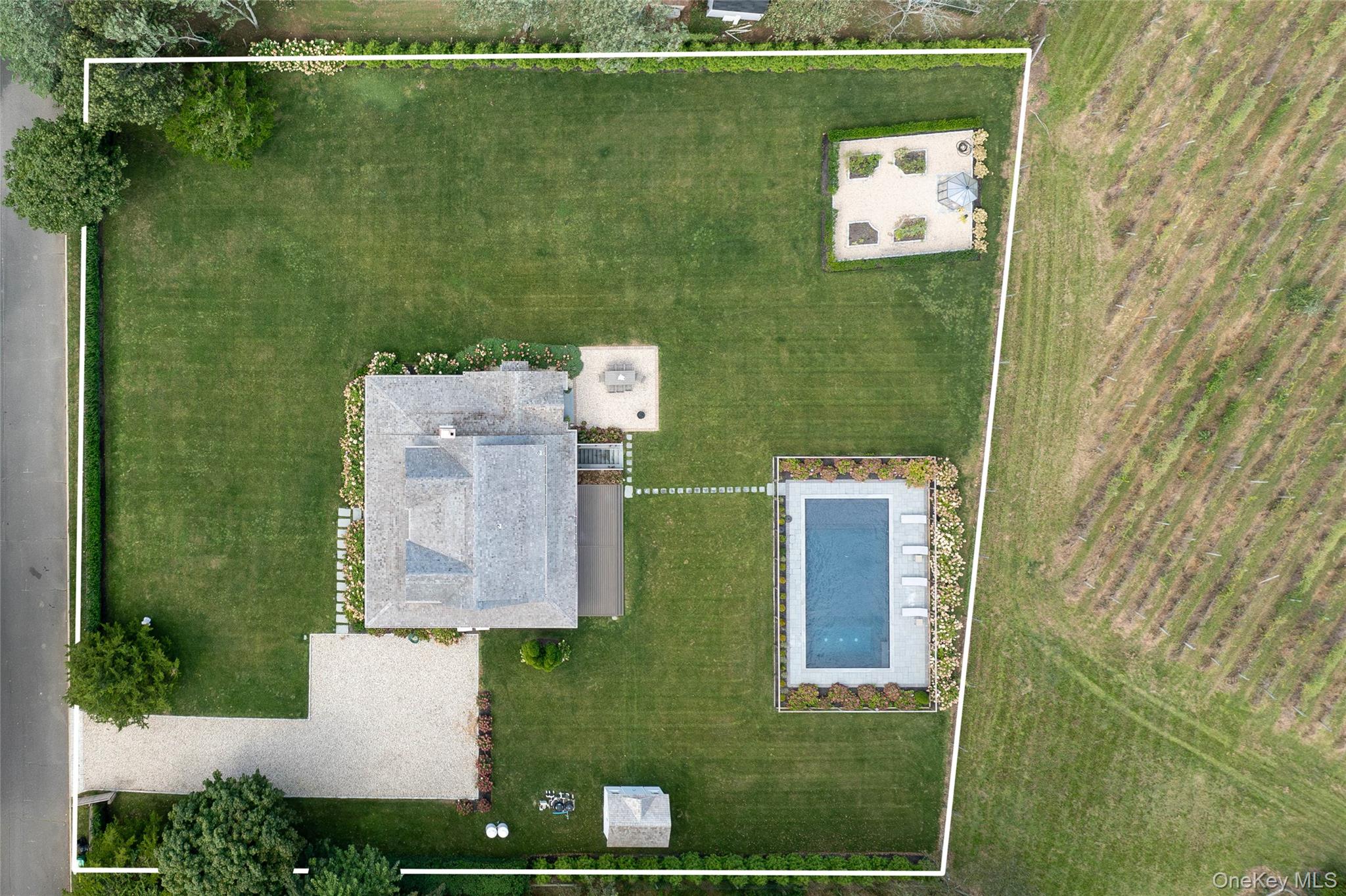 860 Hillcrest Drive
