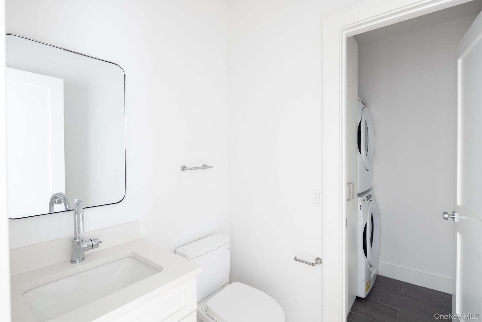 123 Sterling Avenue Unit: 8