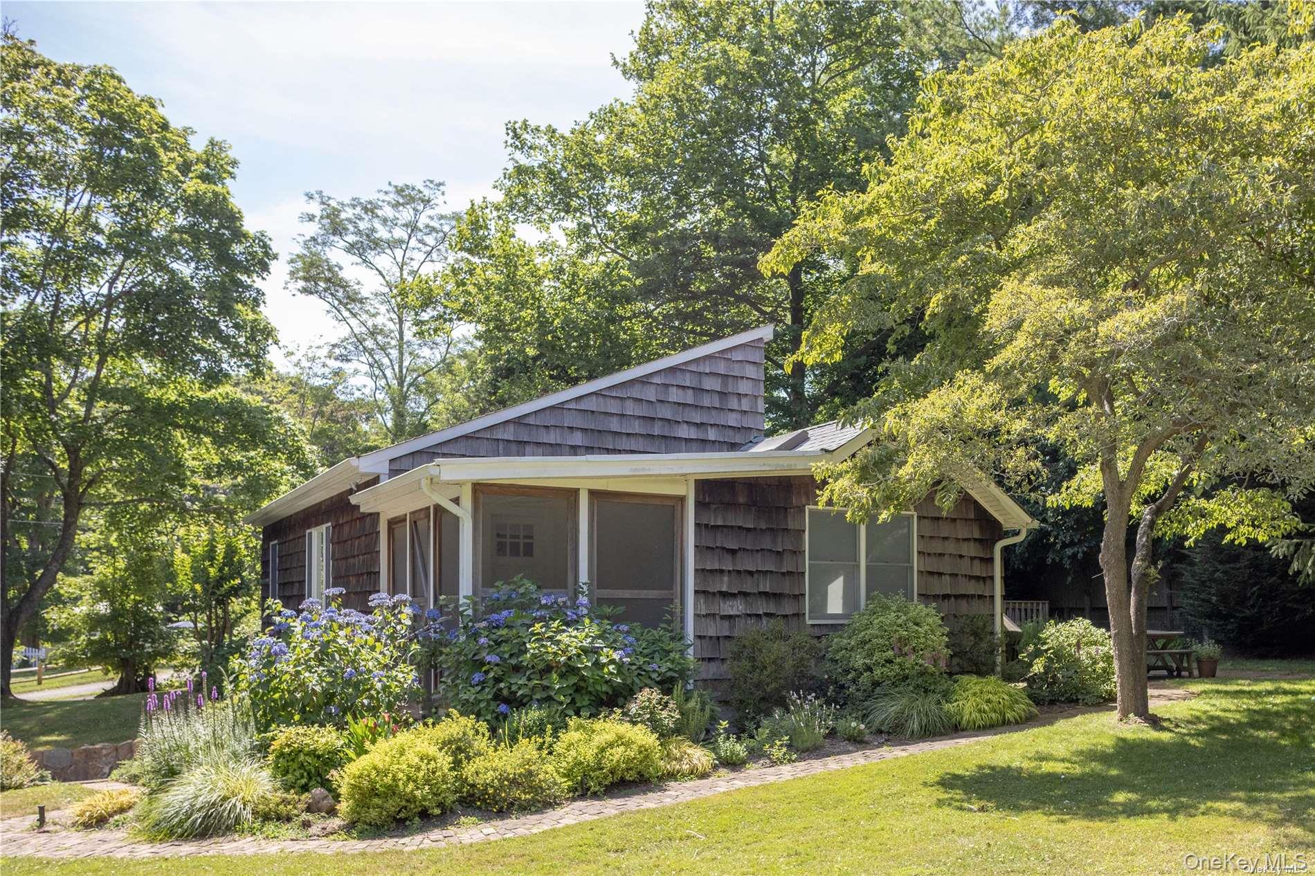 2955 Hyatt Road