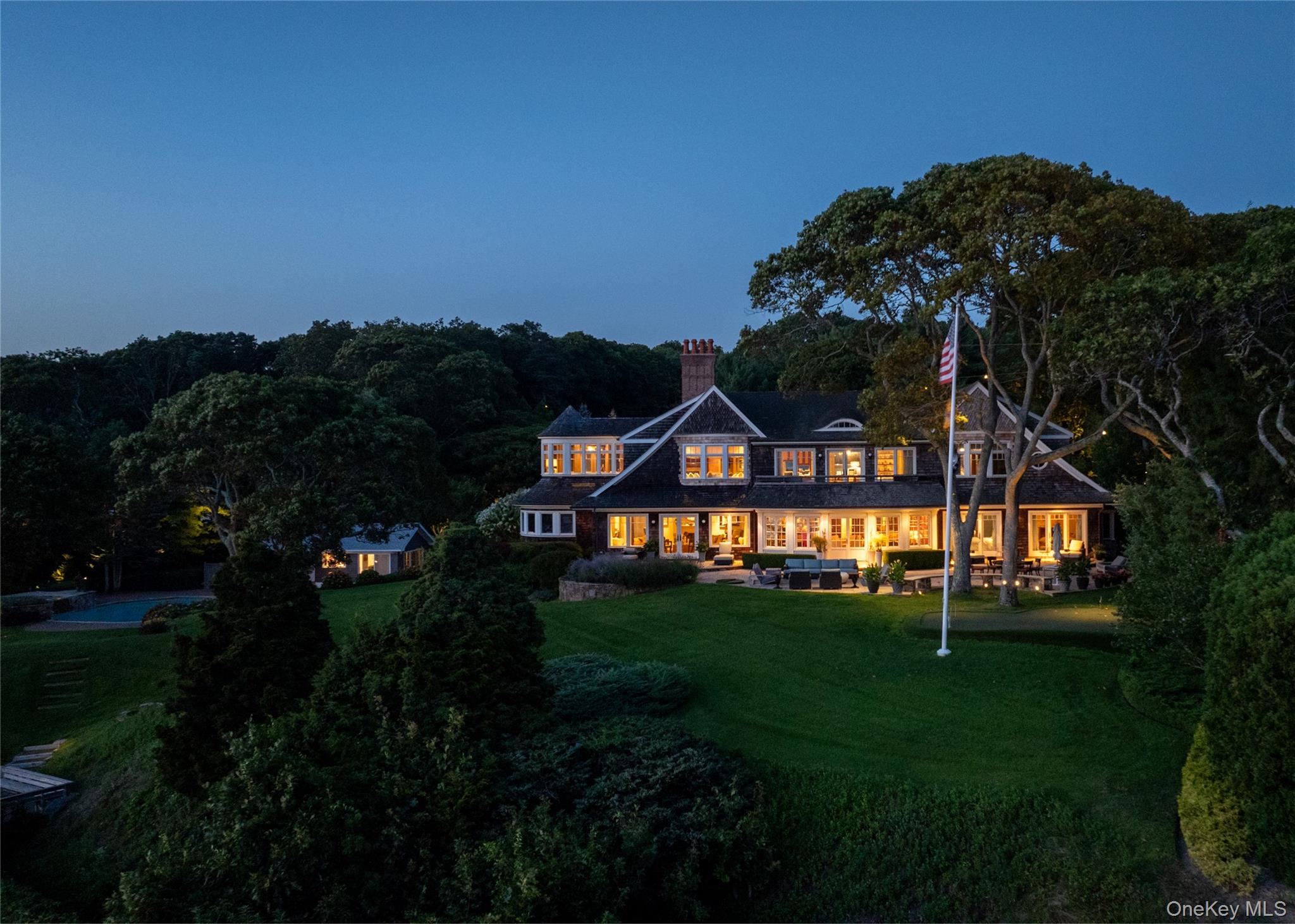 1350 W Cove Road