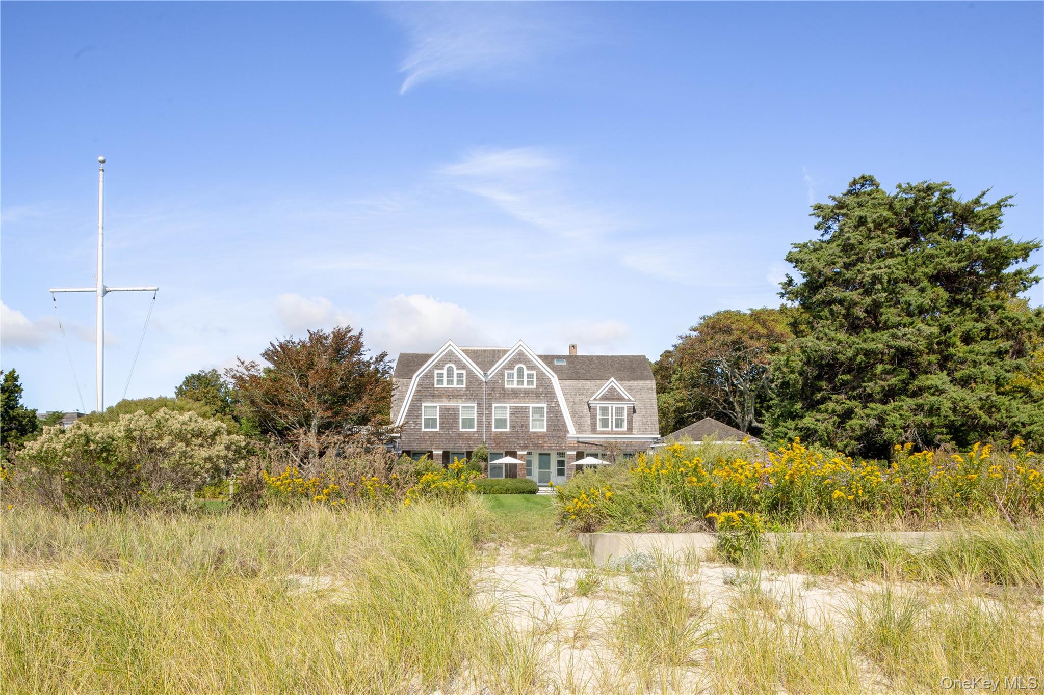 12120 New Suffolk Avenue