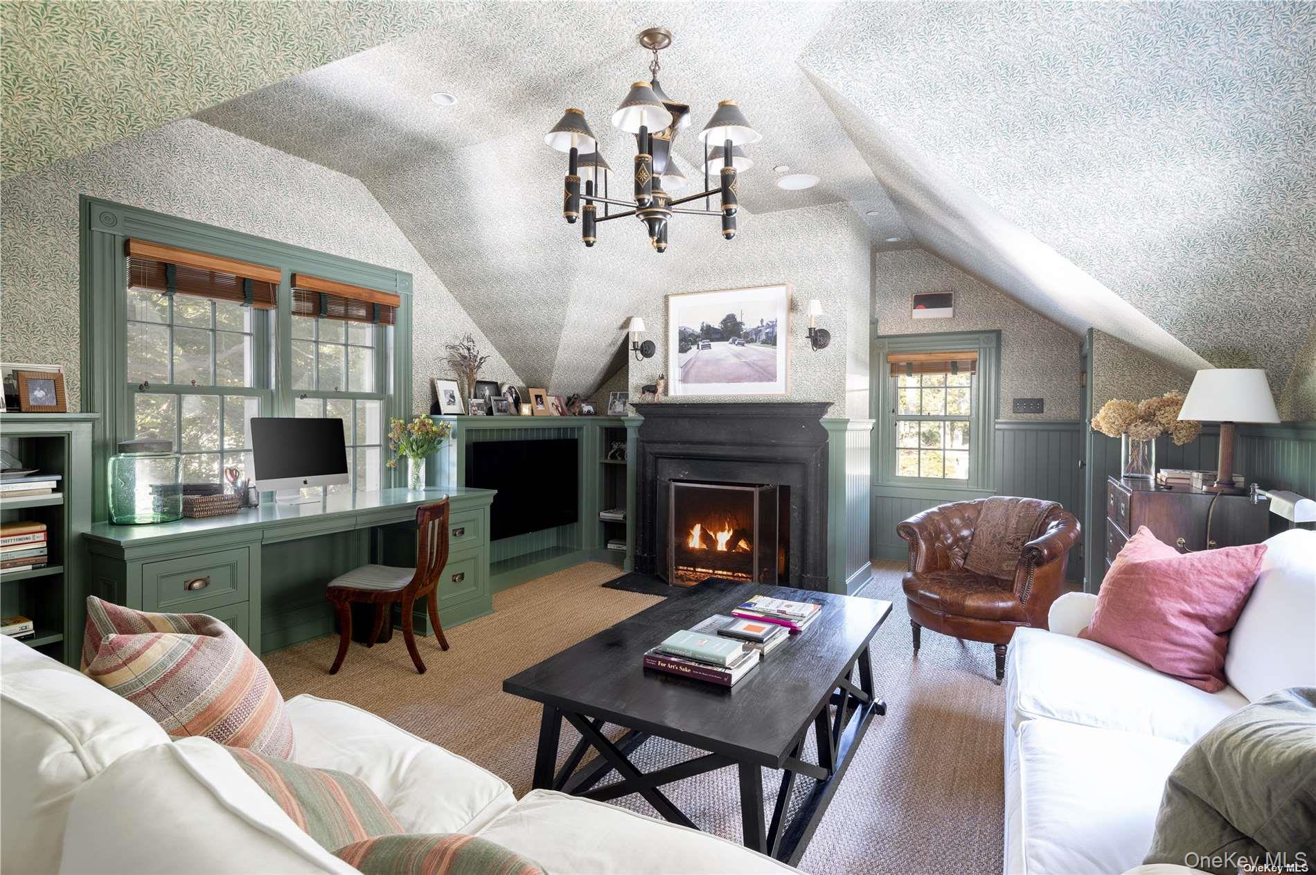 12120 New Suffolk Avenue