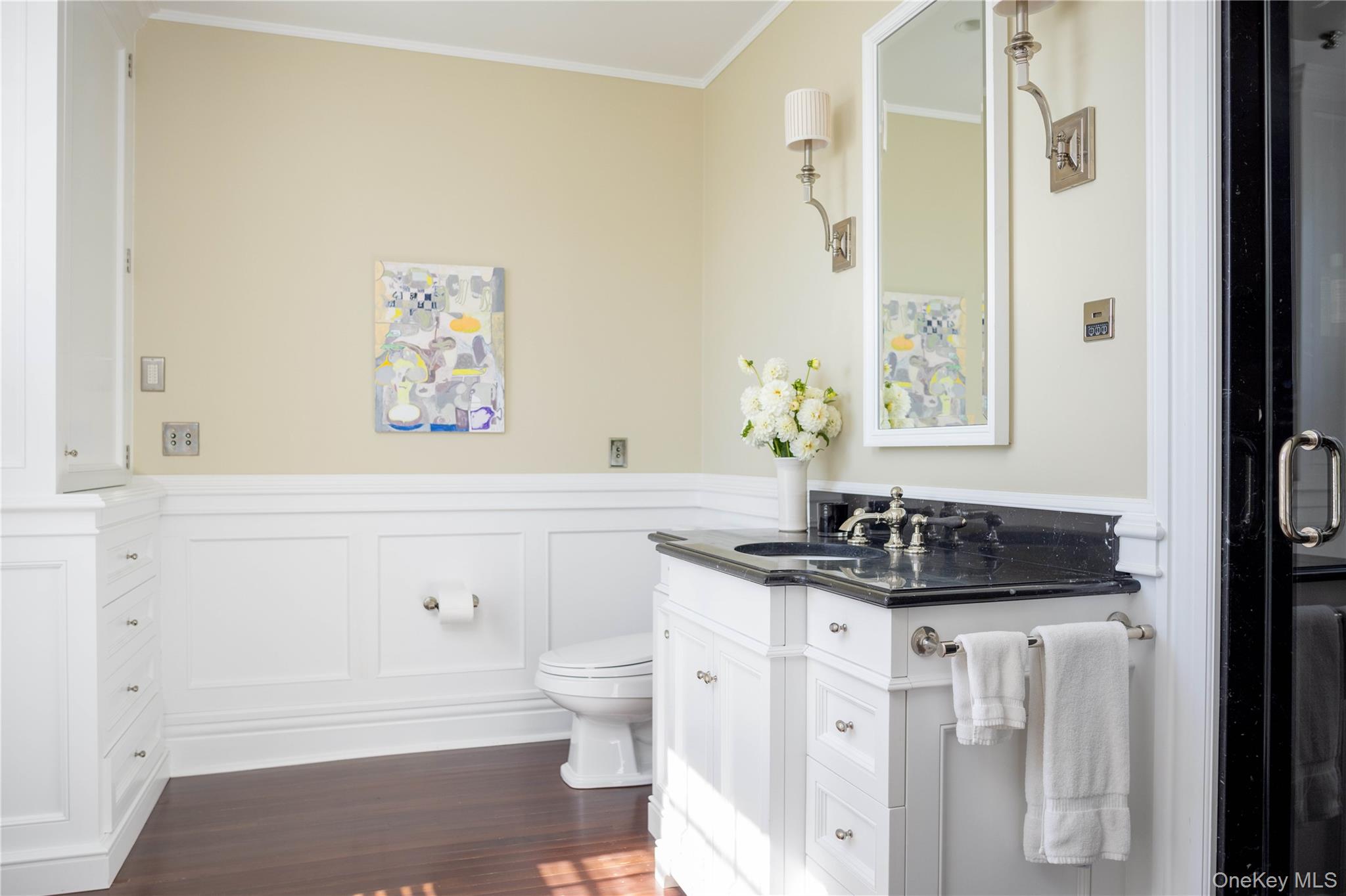 12120 New Suffolk Avenue