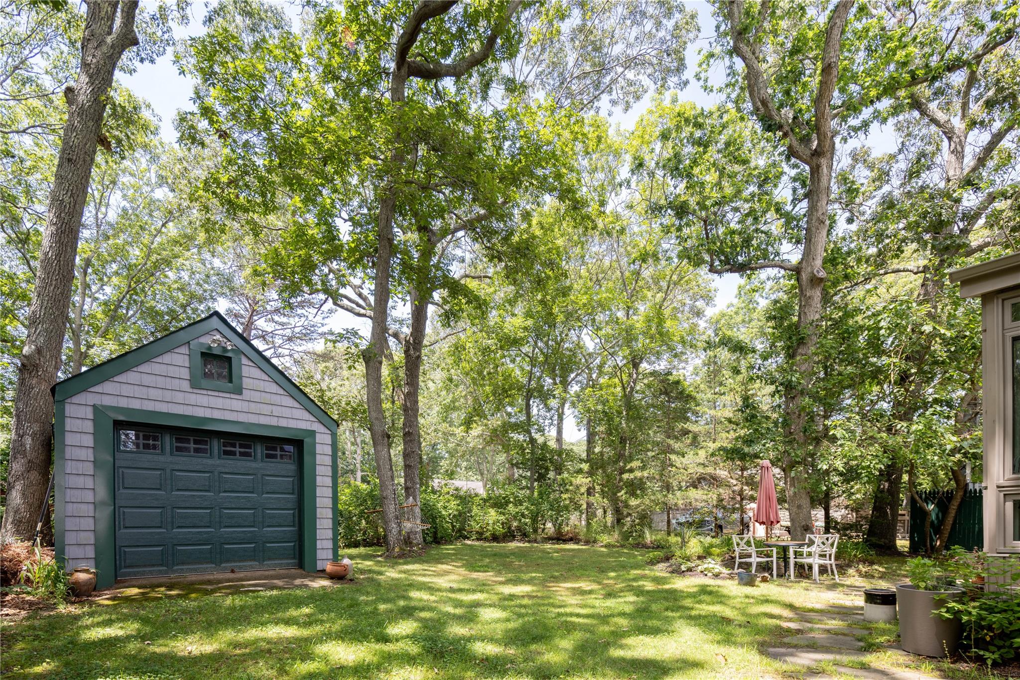 2860 Pine Tree Road