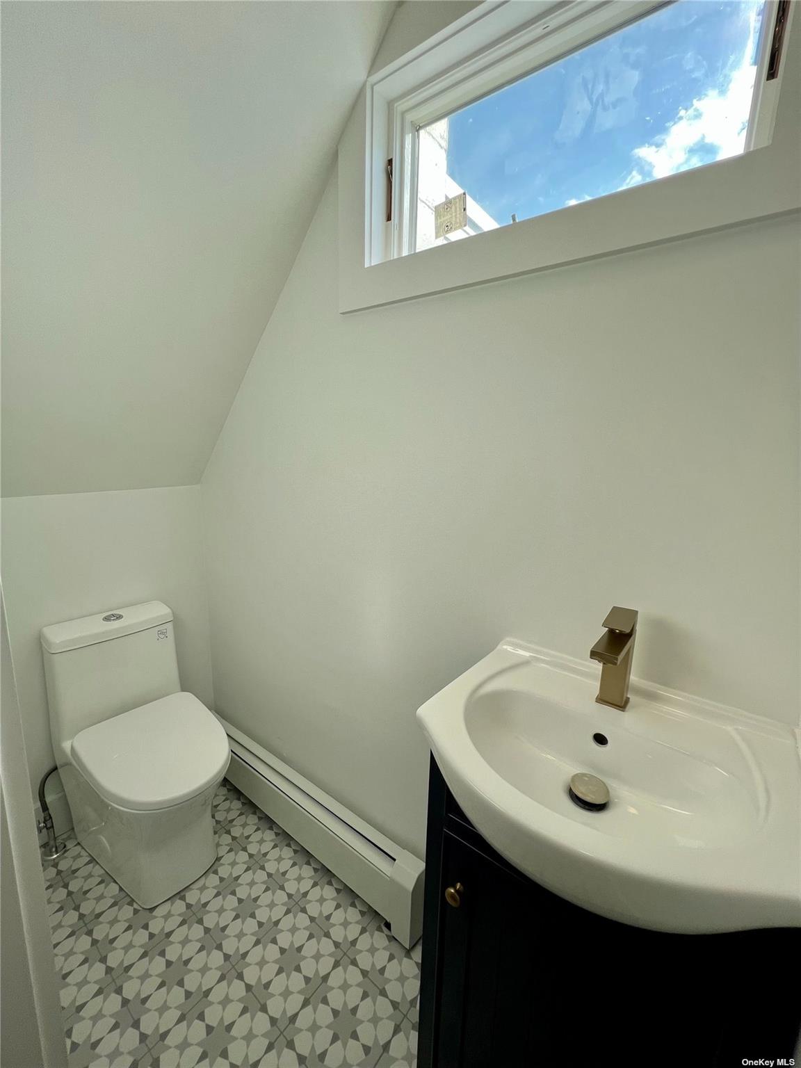 213 E Front Street Unit: A