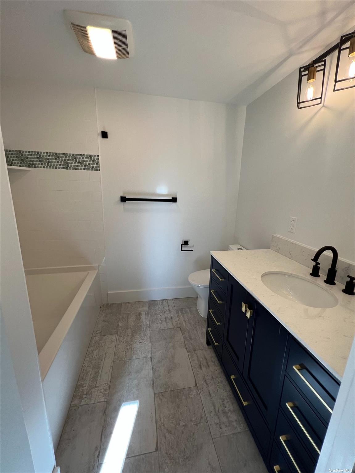 213 E Front Street Unit: A
