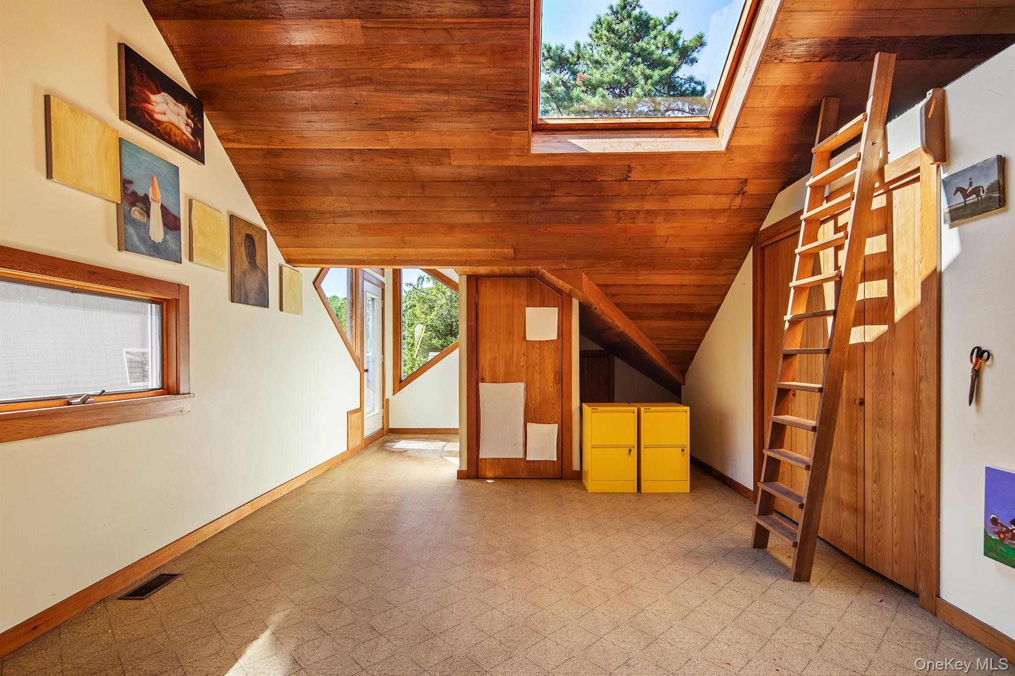 55 Knollwood Lane