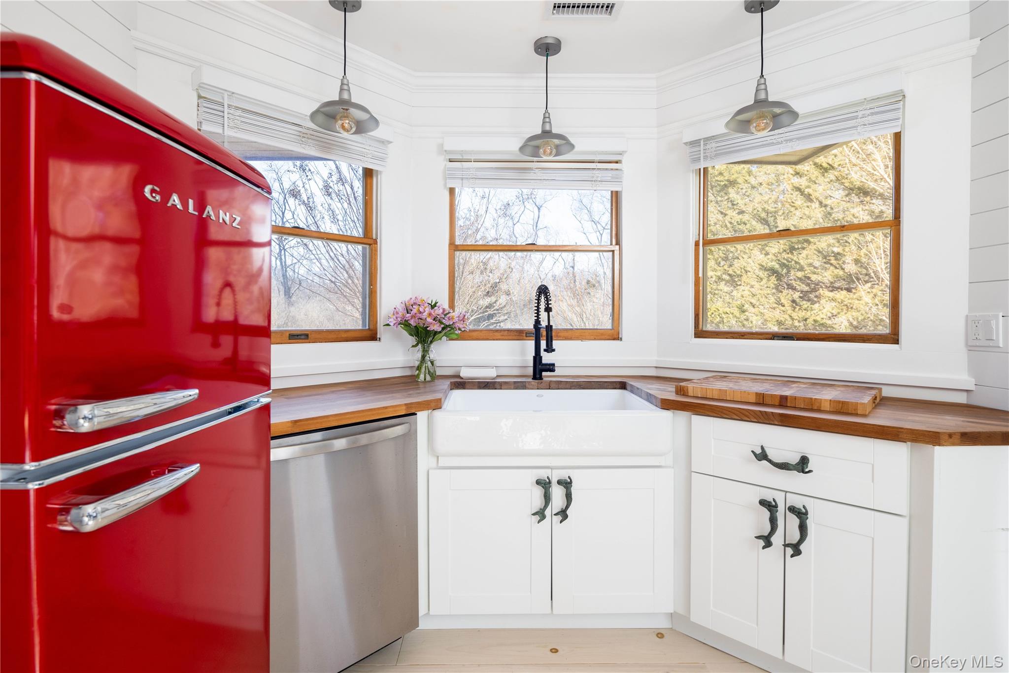 3190 The Long Way Lane