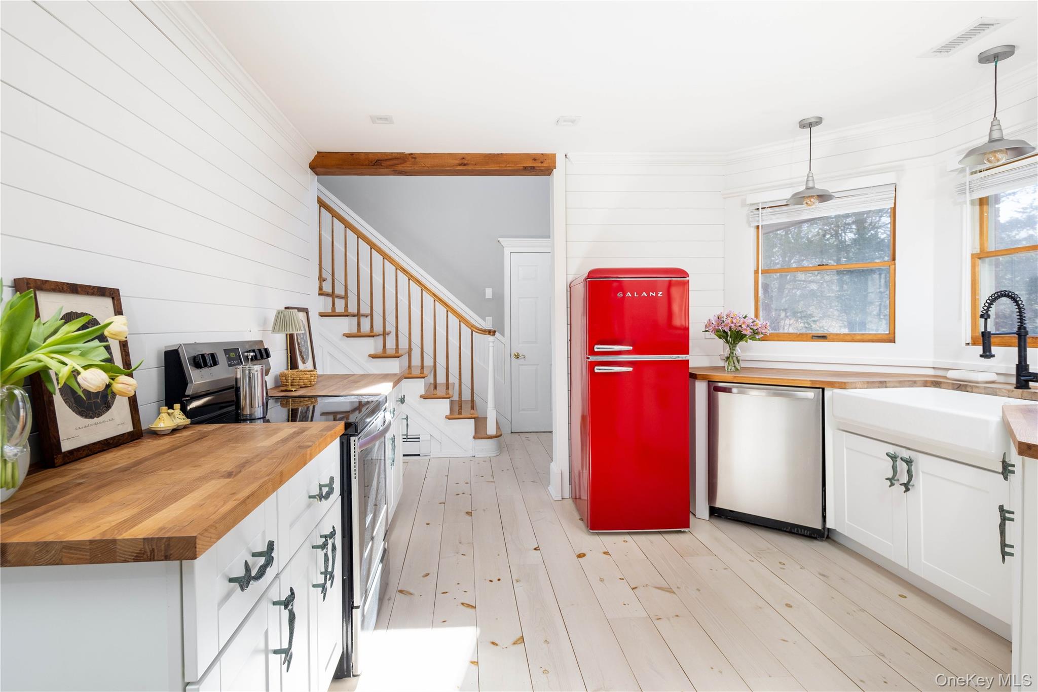 3190 The Long Way Lane