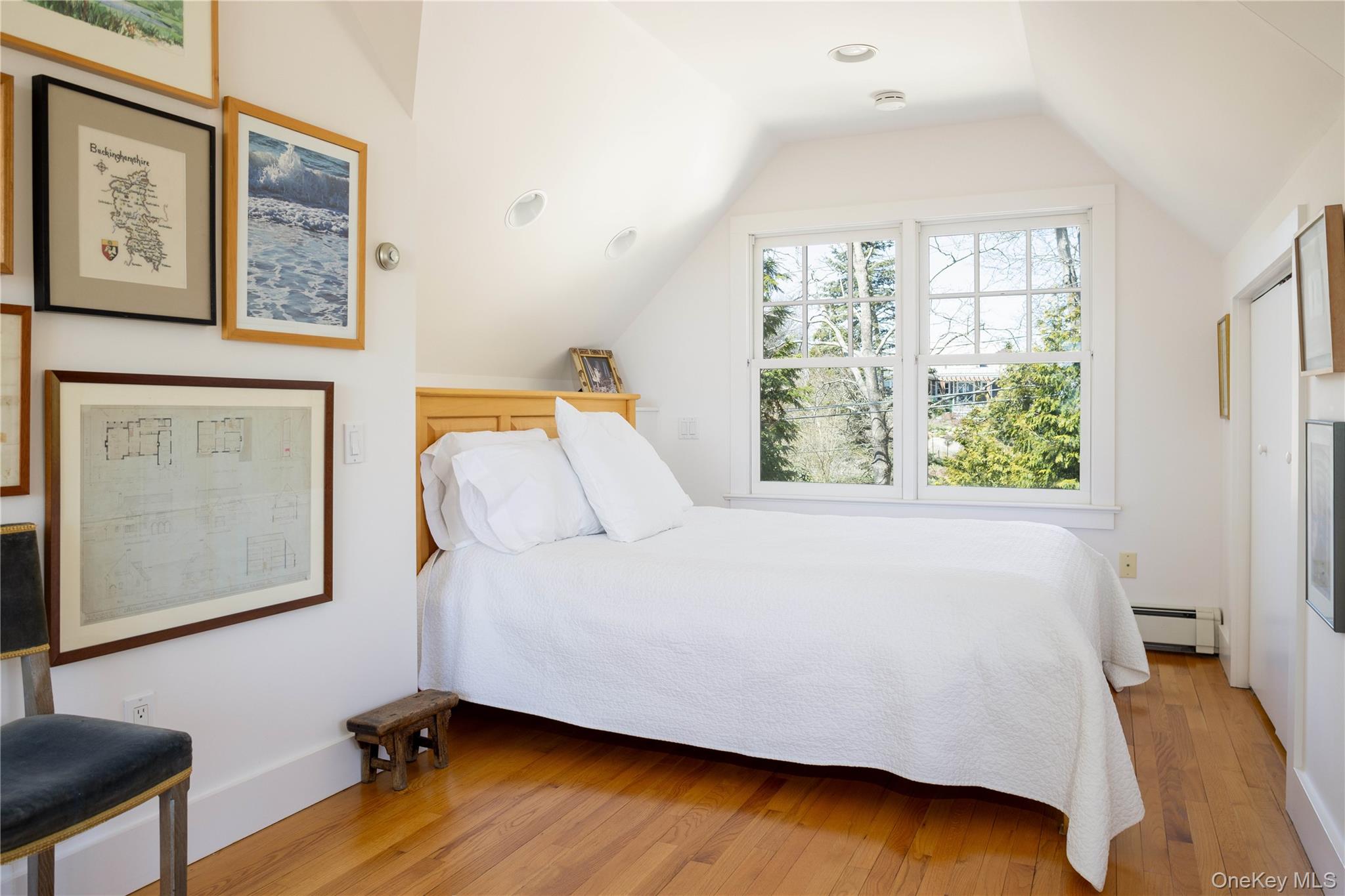 255 S View Drive