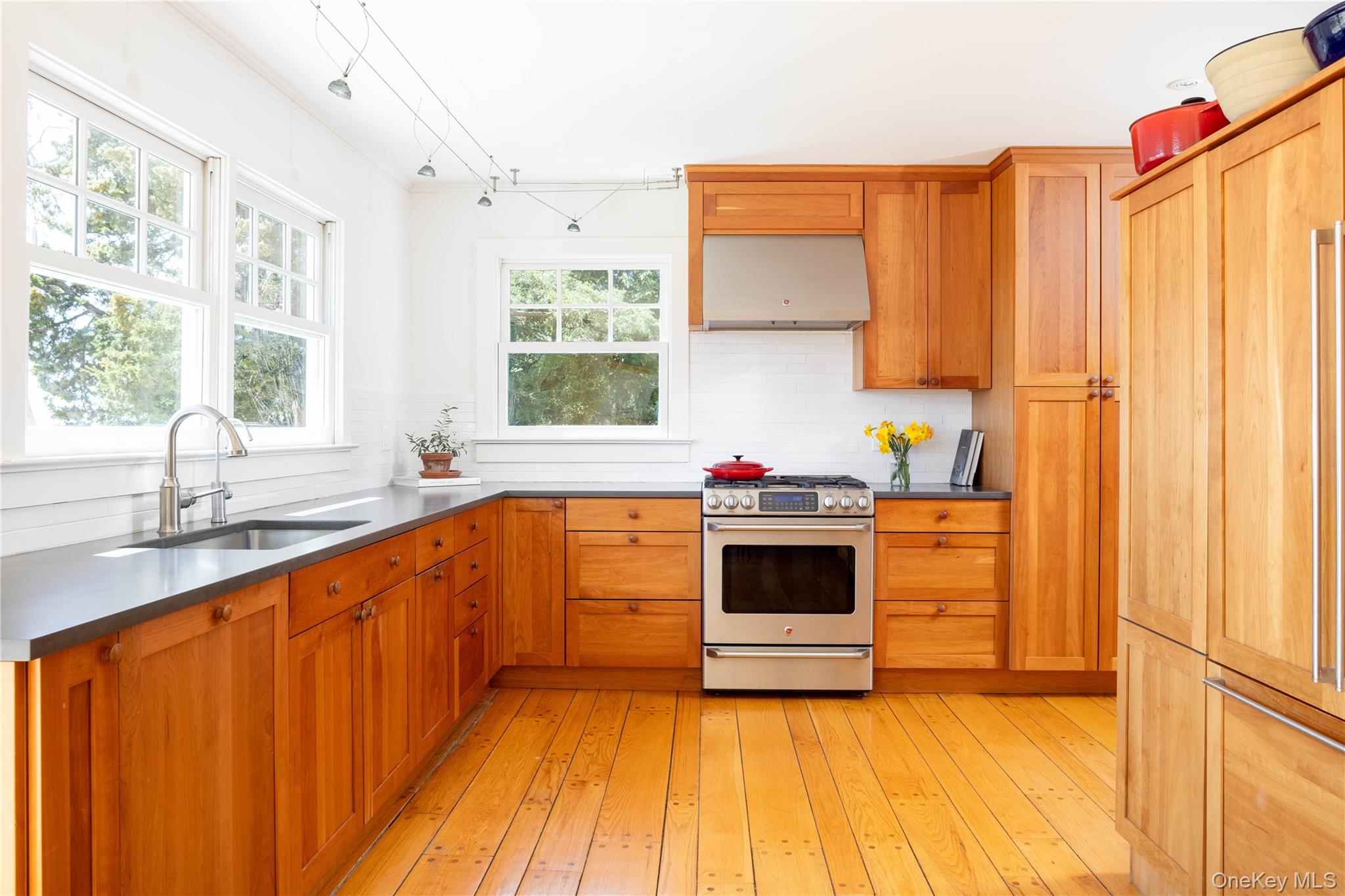 255 S View Drive