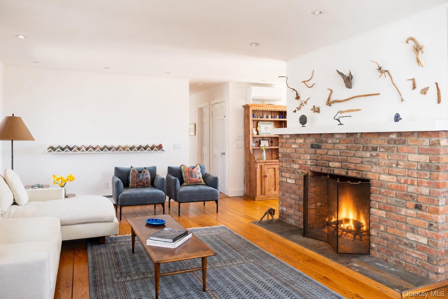 255 S View Drive