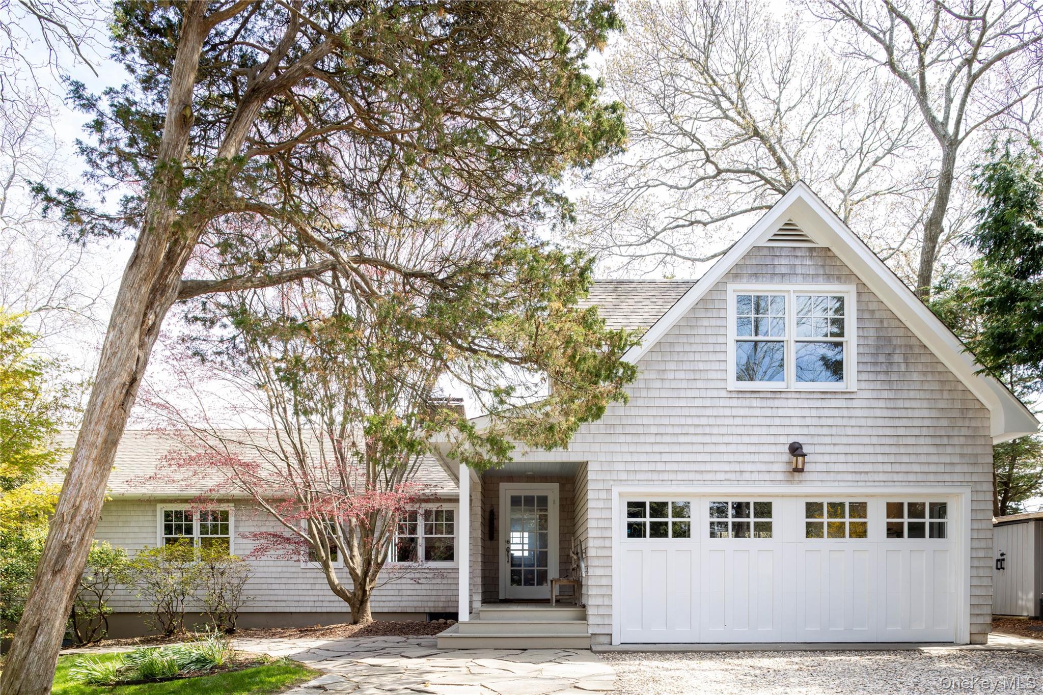 255 S View Drive