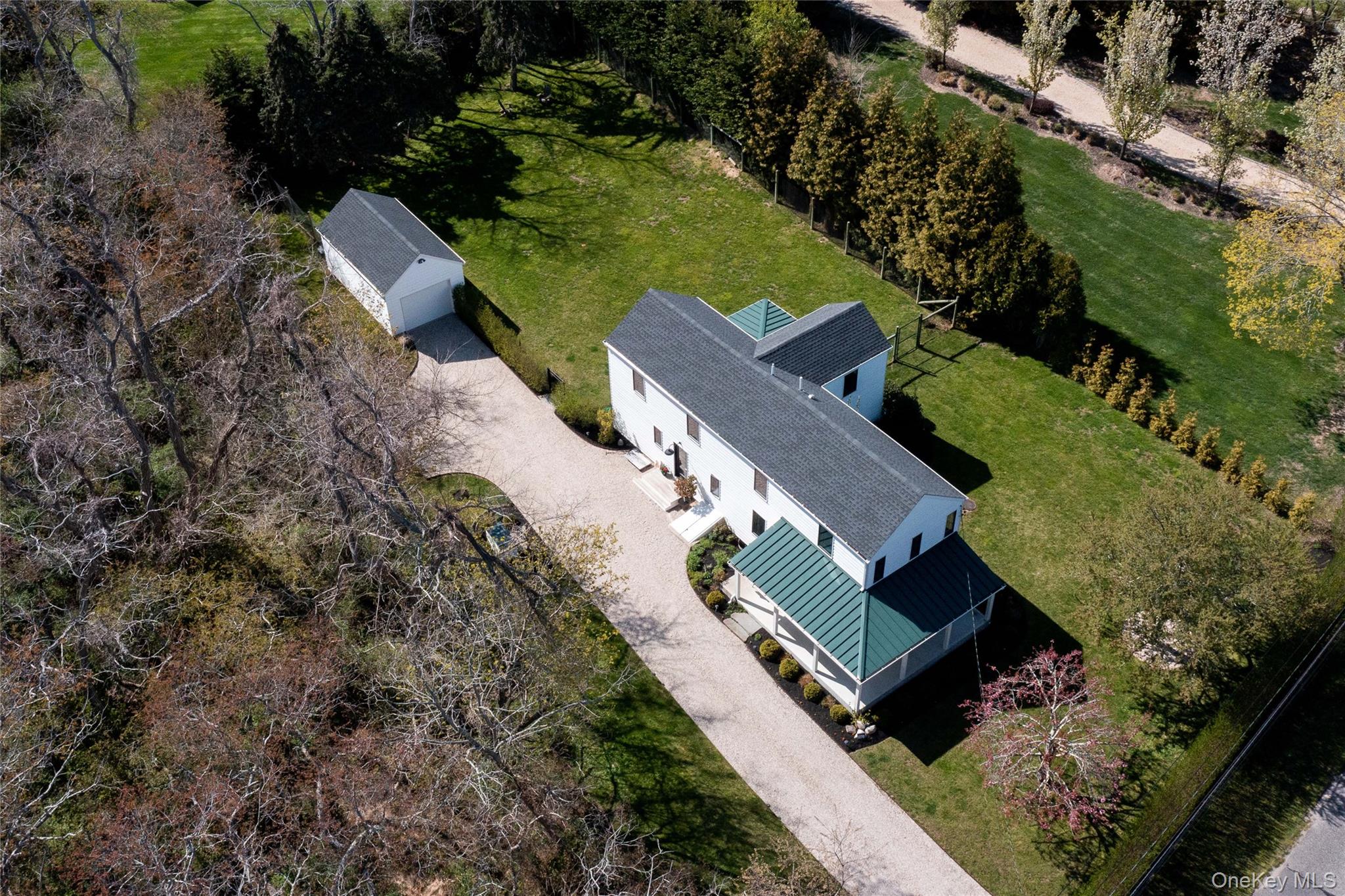 1270 Skunk Lane