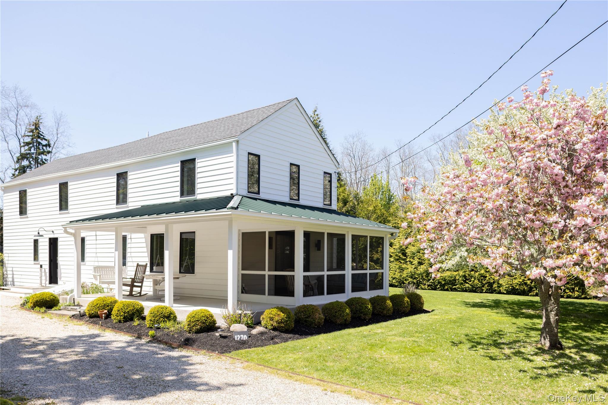 1270 Skunk Lane