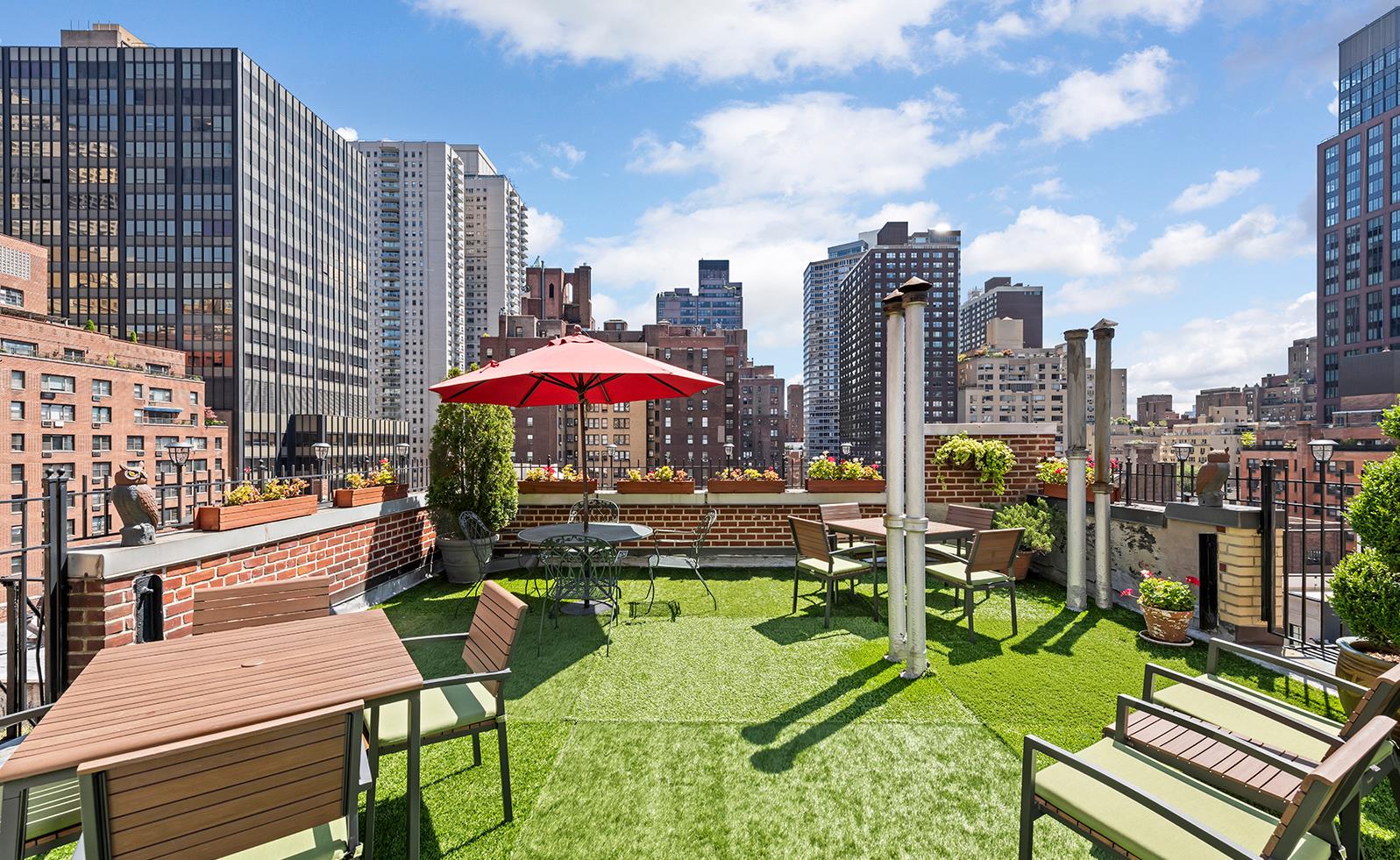 321 E 54TH Street 2J