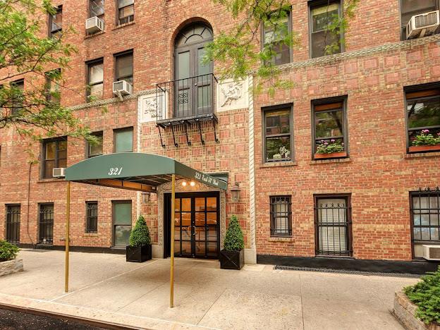321 E 54TH Street 2J