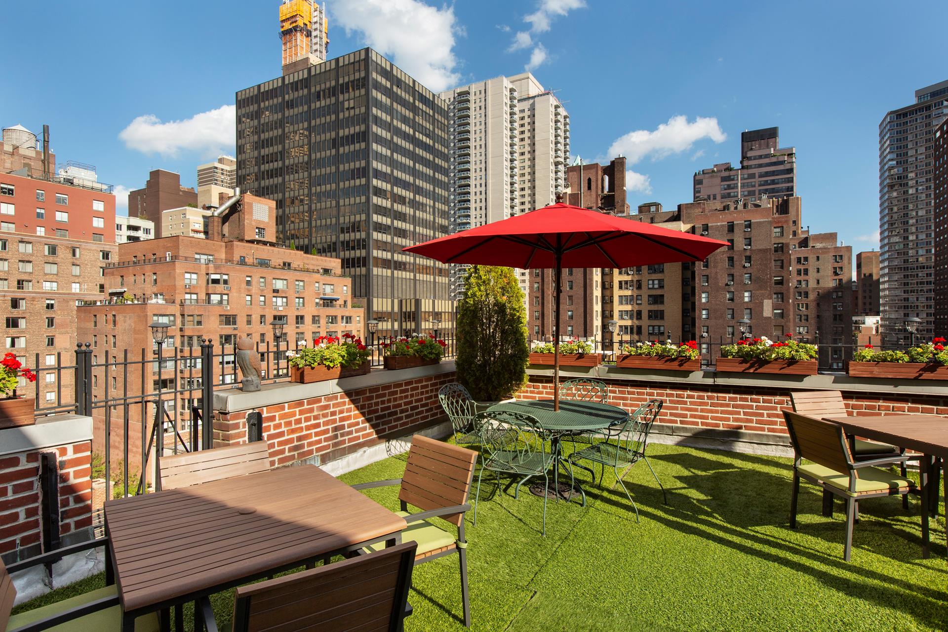 321 E 54TH Street 2J
