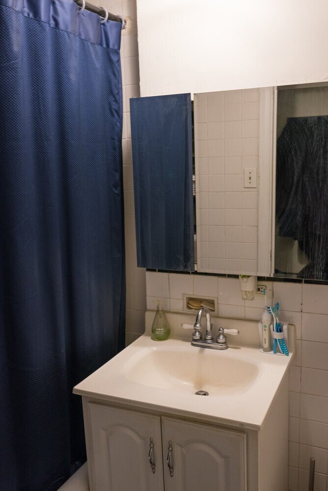 25 TUDOR CITY Place 621