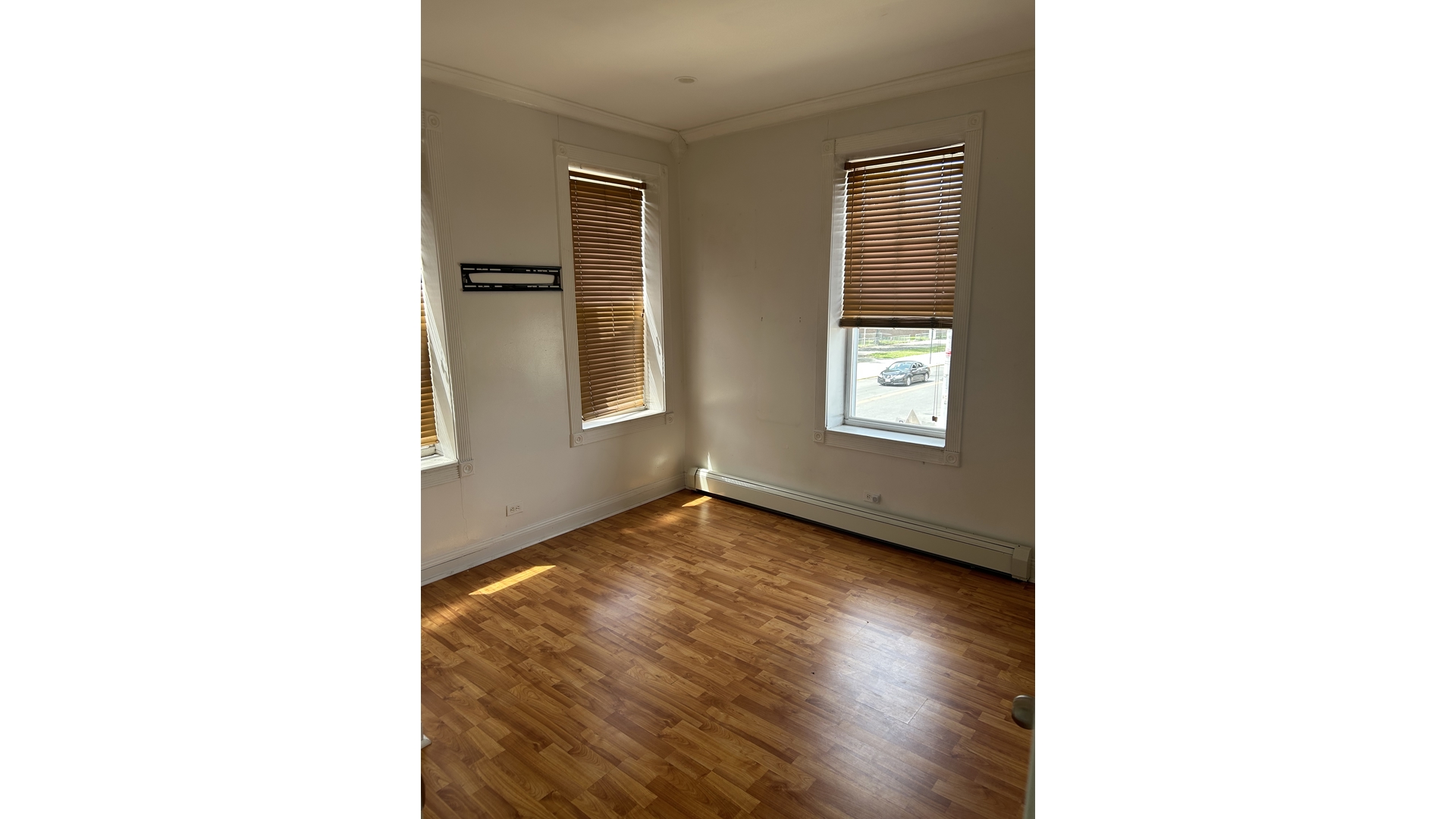 429 RALPH Avenue