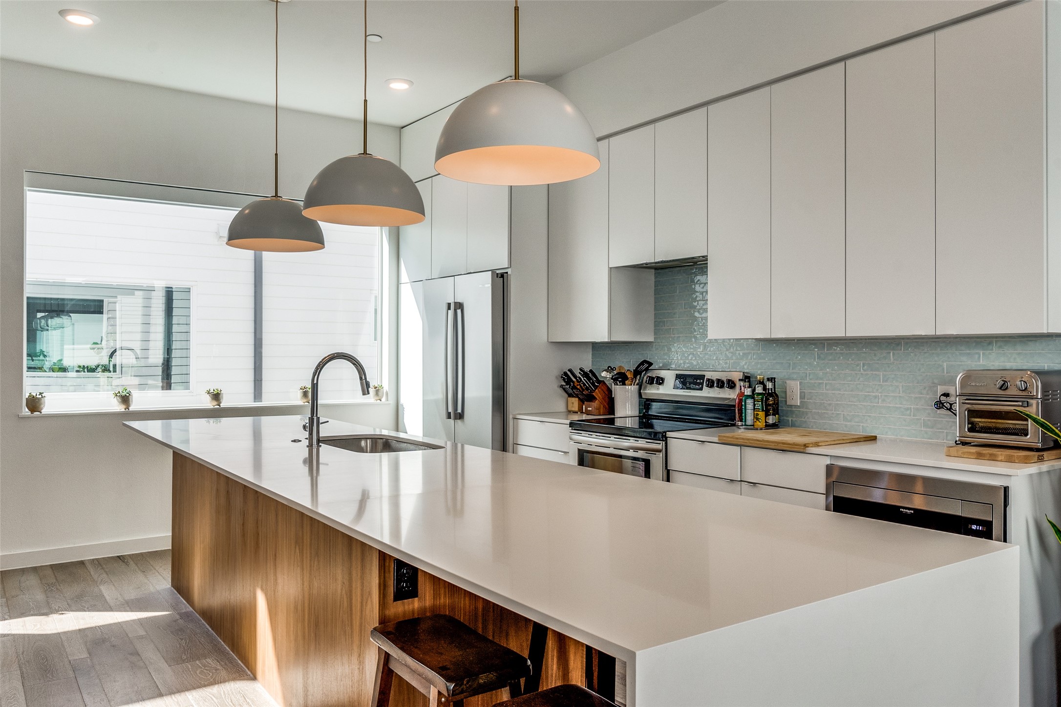 5020 Bryan Street Unit: 304