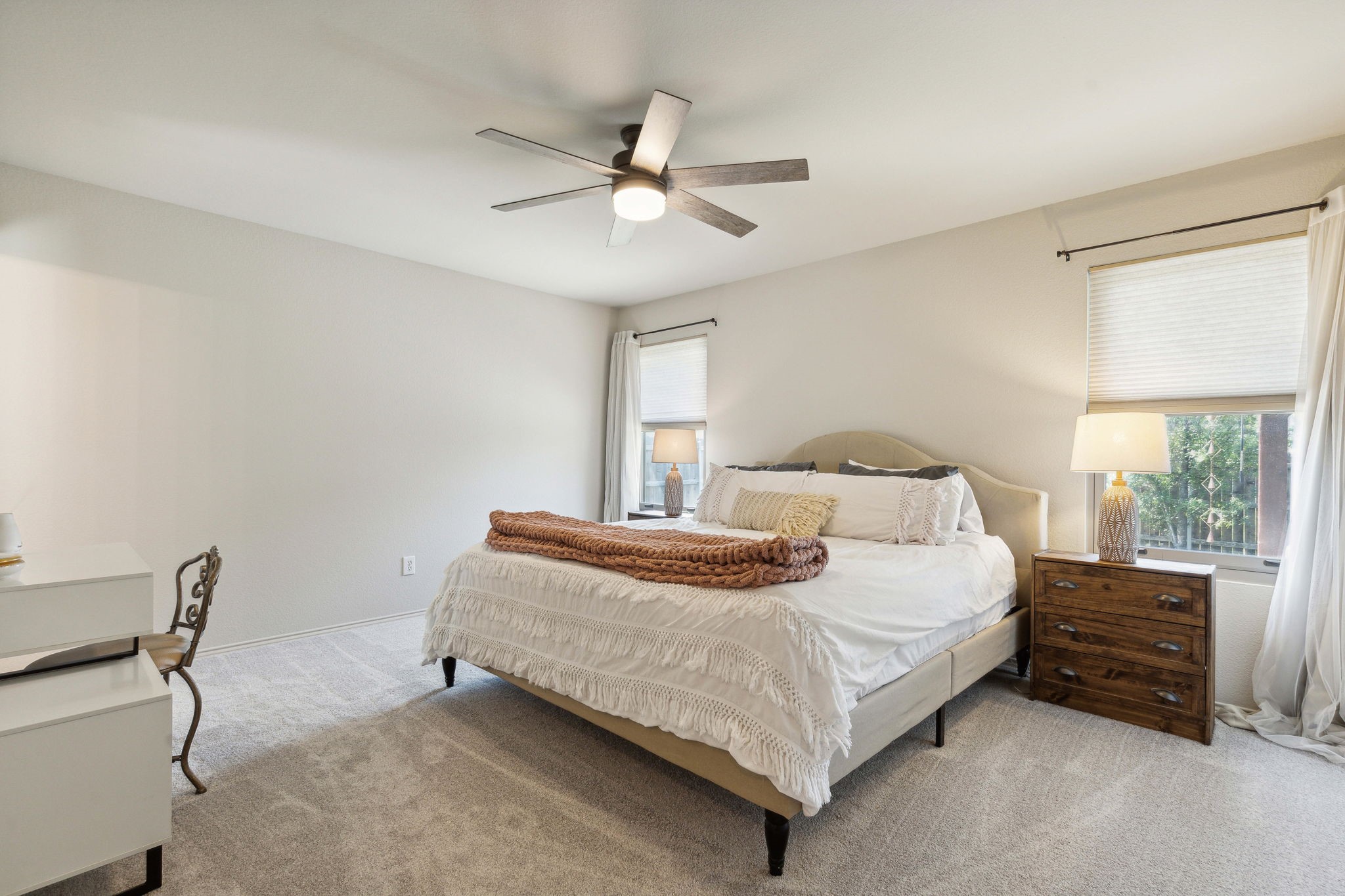 1636 Dream Catcher Way