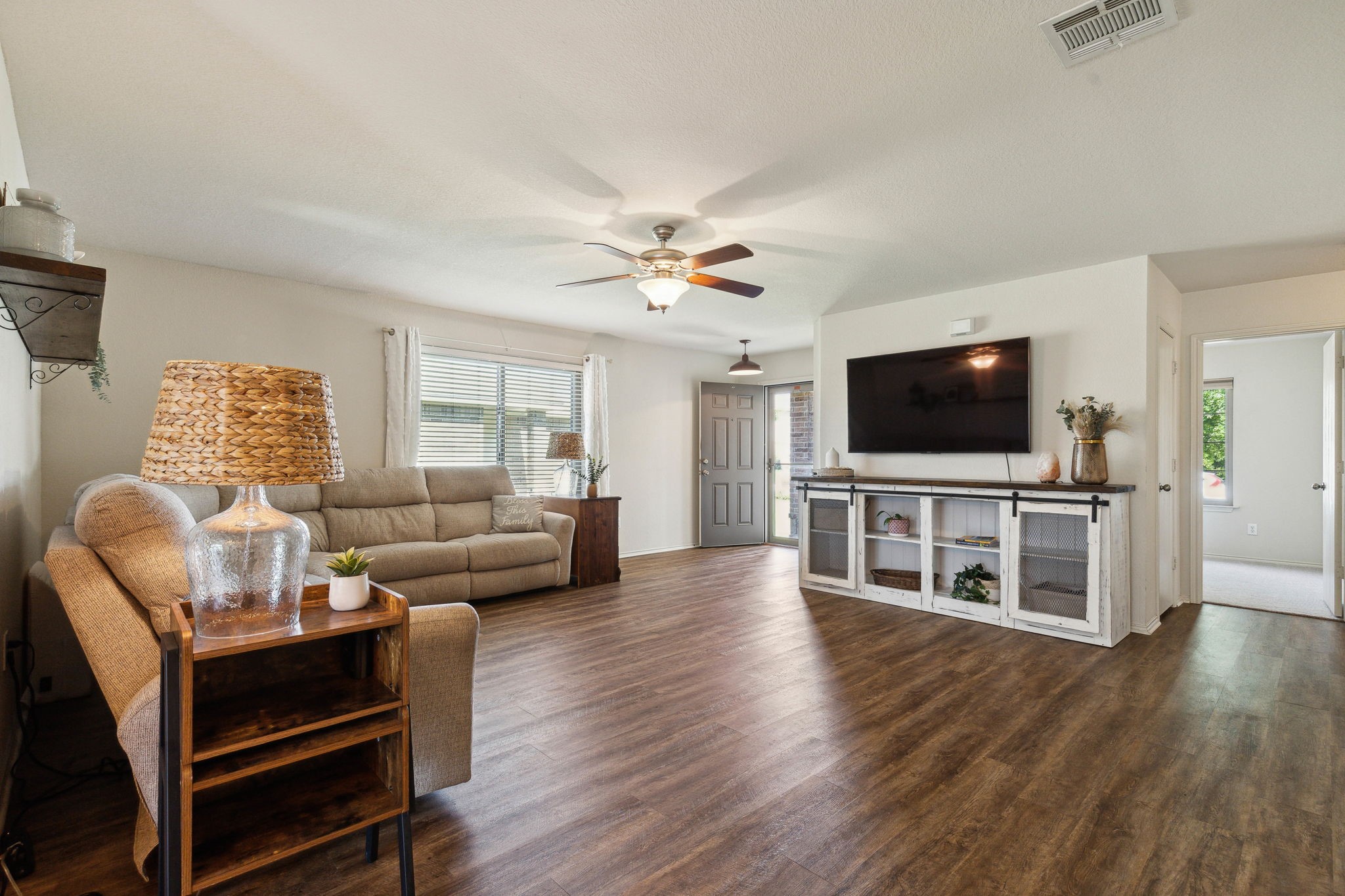 1636 Dream Catcher Way