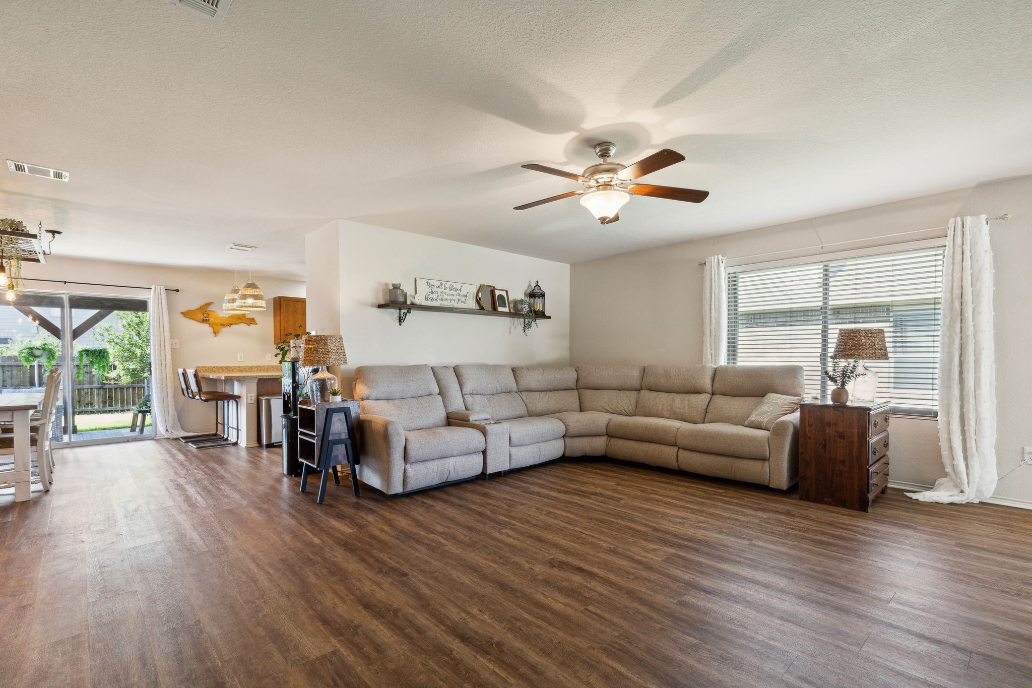 1636 Dream Catcher Way