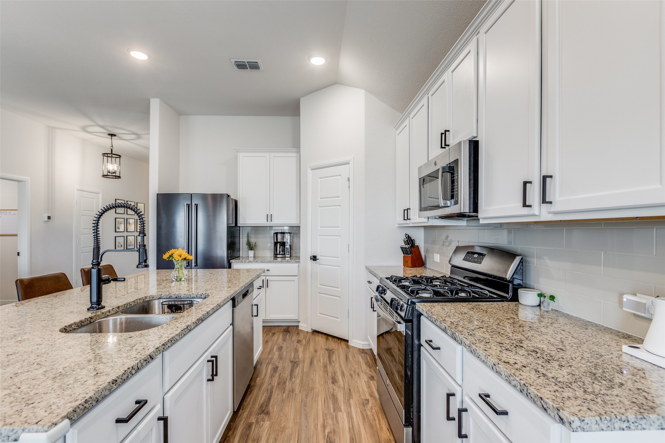 3145 Sunnyside Drive