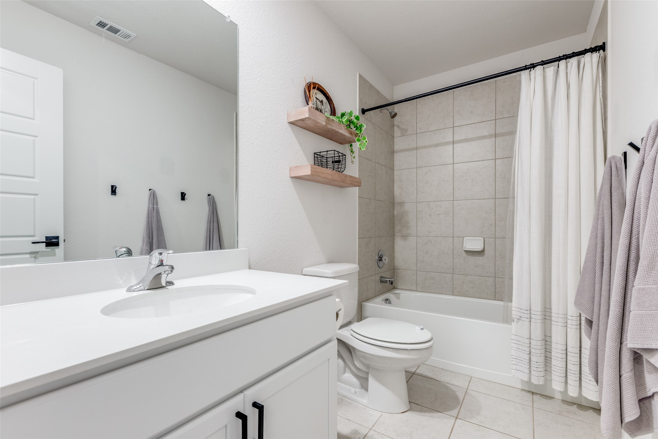 3145 Sunnyside Drive