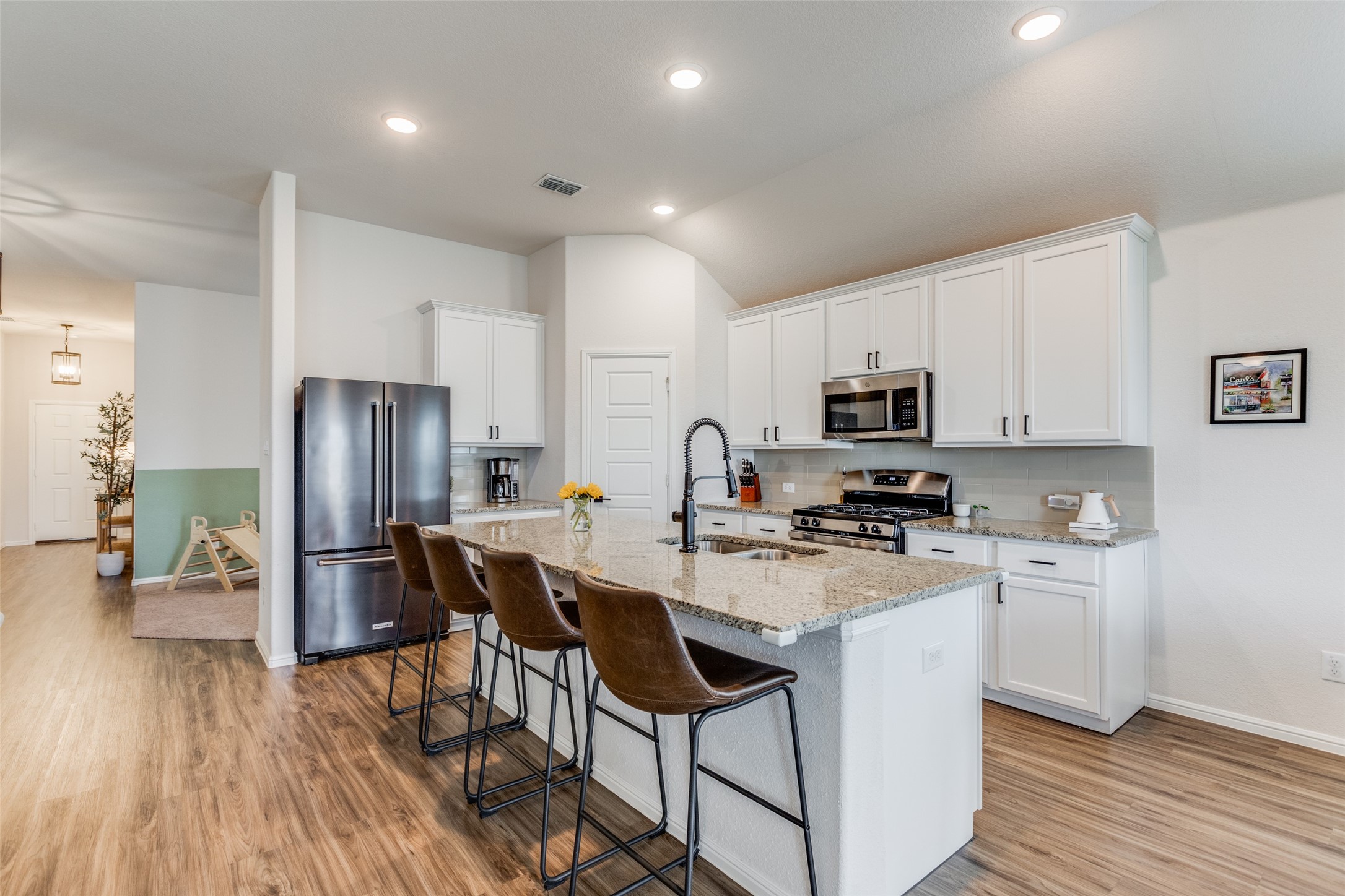 3145 Sunnyside Drive