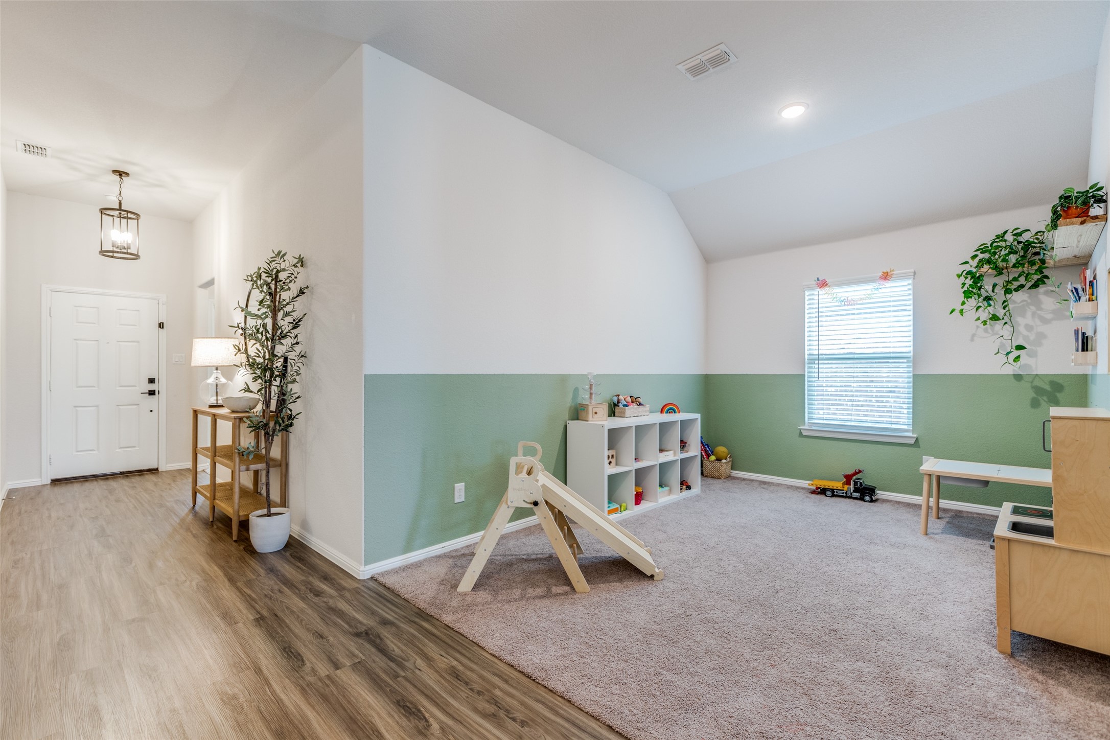 3145 Sunnyside Drive