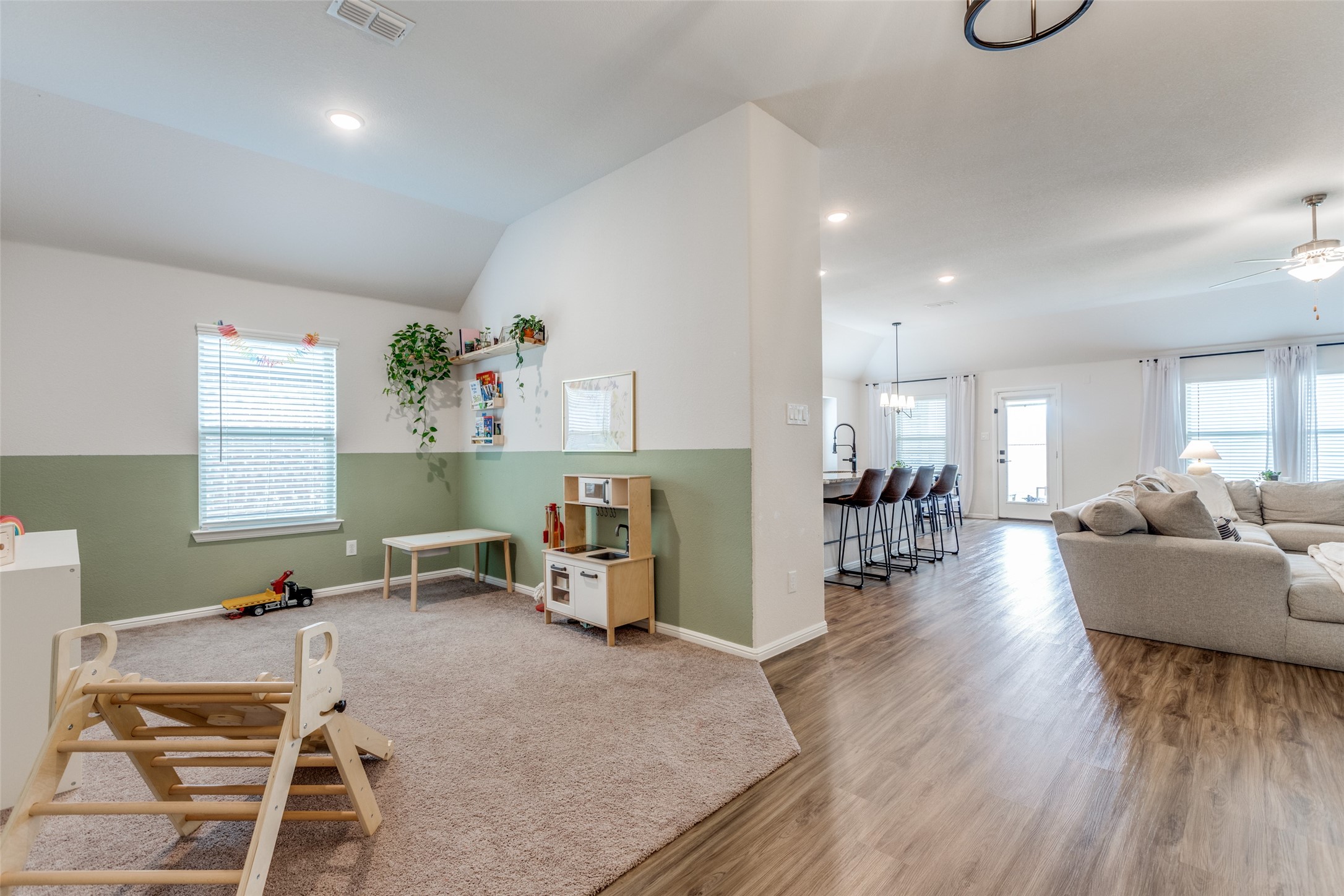 3145 Sunnyside Drive