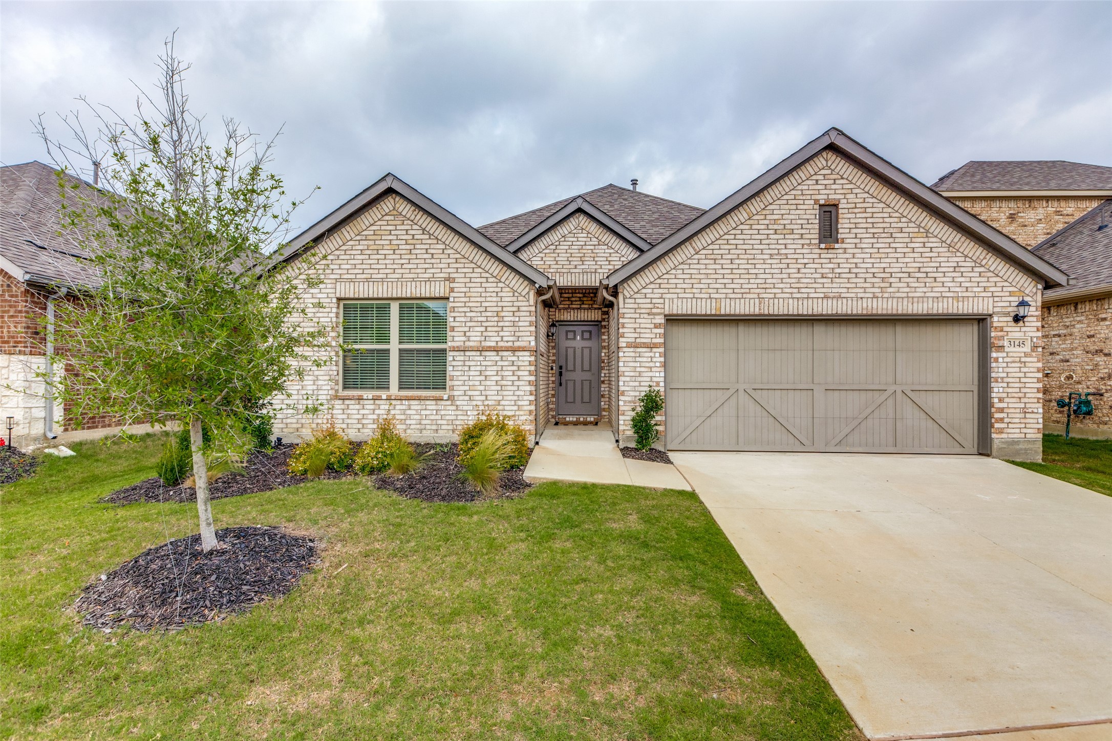 3145 Sunnyside Drive