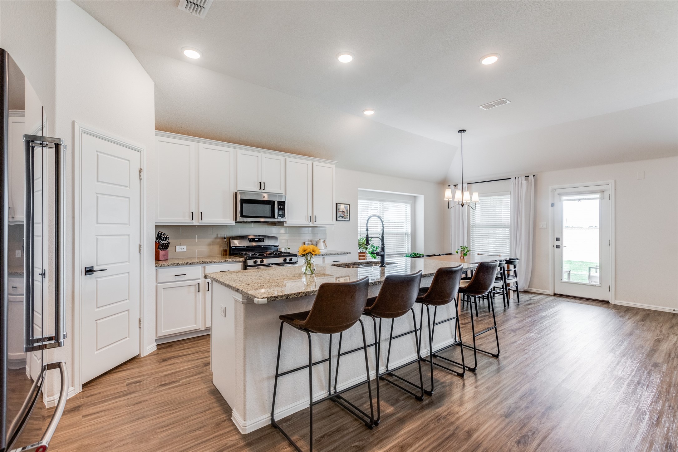 3145 Sunnyside Drive