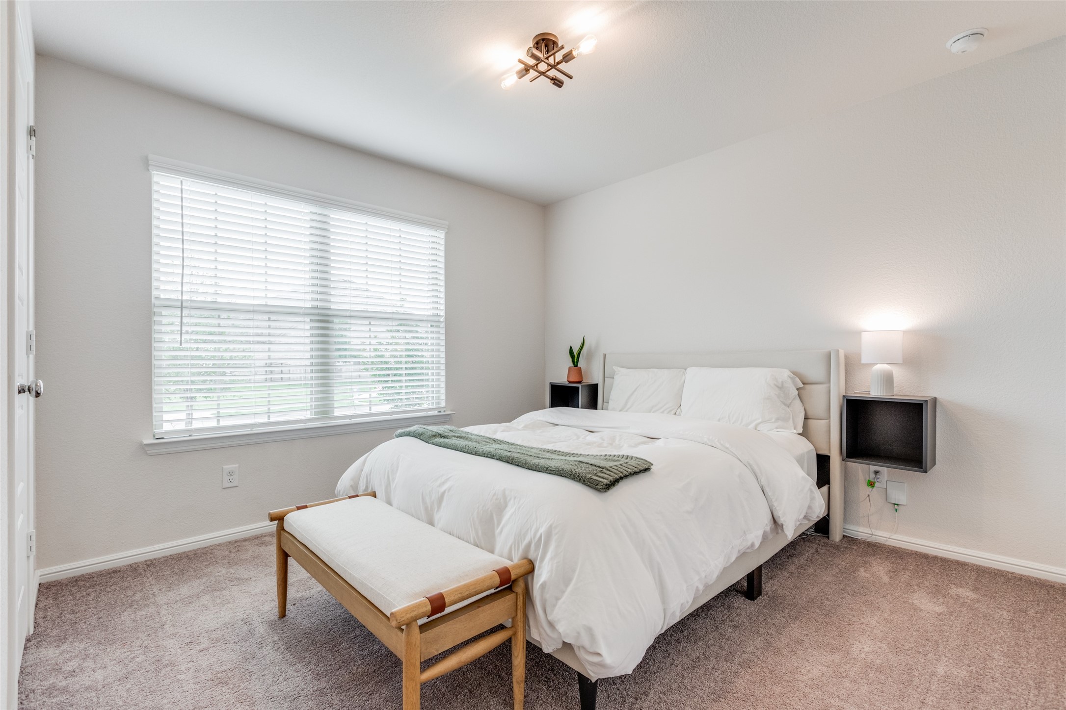 3145 Sunnyside Drive