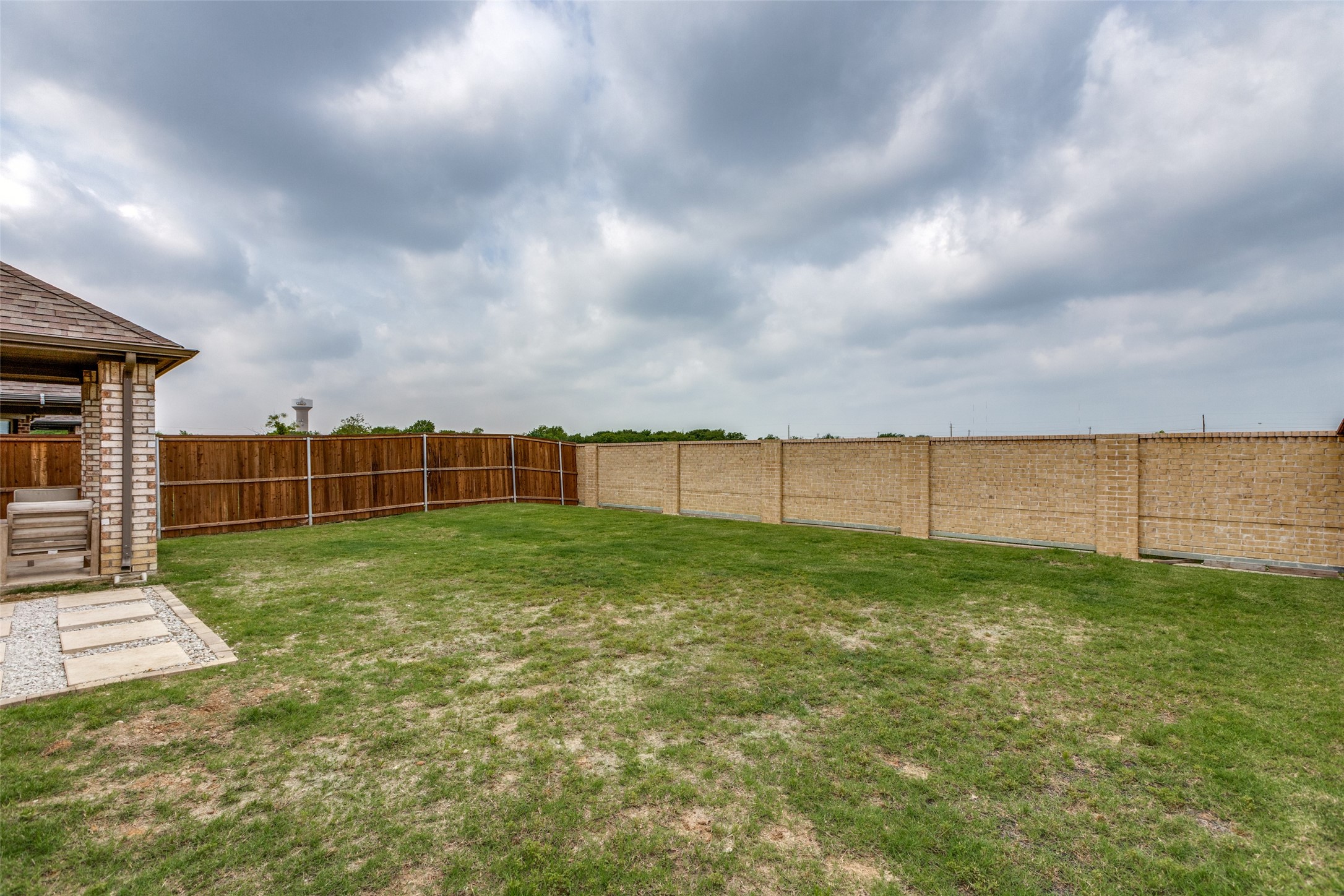 3145 Sunnyside Drive